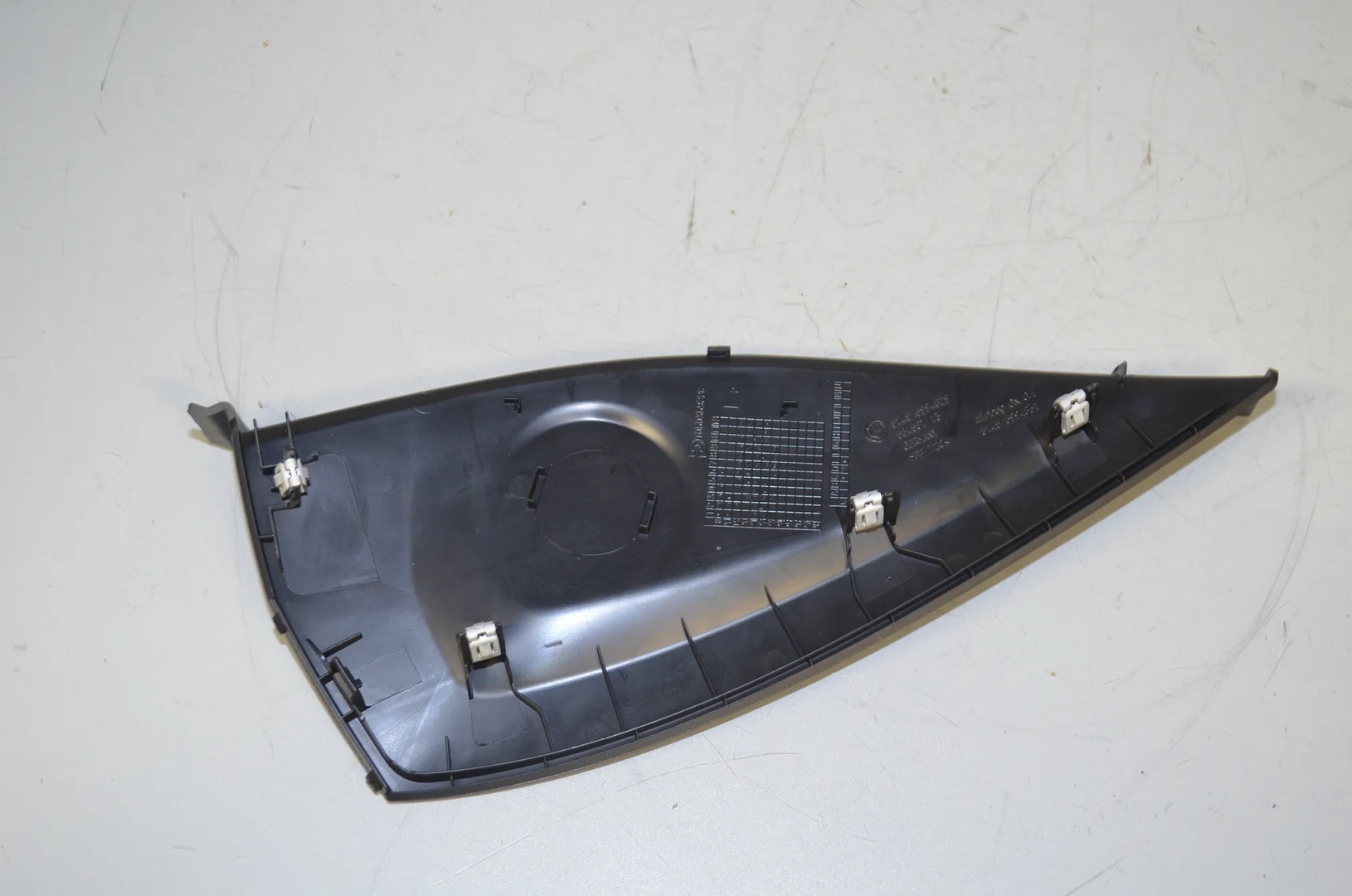 Dashboard Side Trim – OEM 6994829 · BMW i4 (G26) (2022 - -) eDrive35 2023 – 4