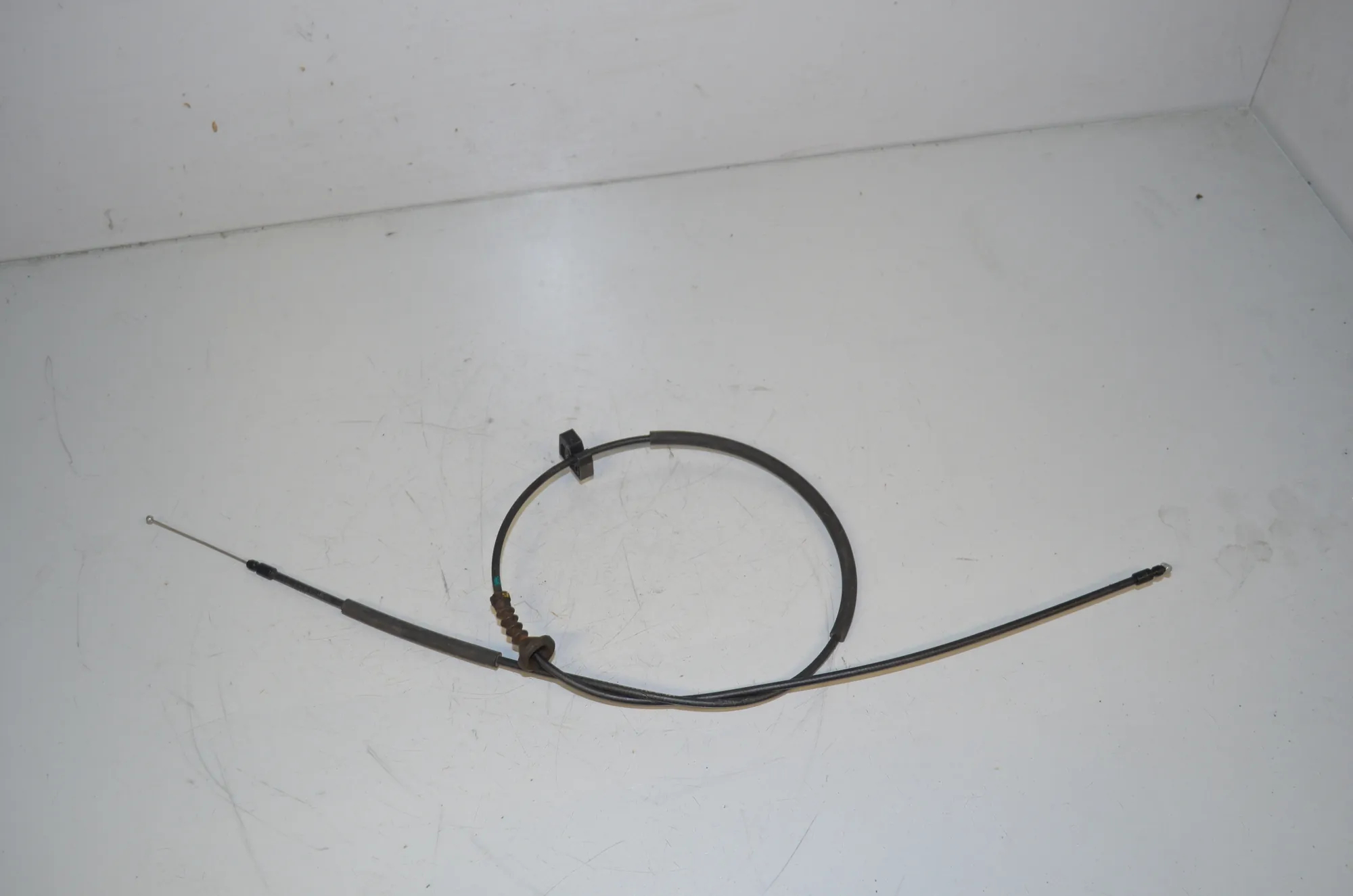 Bonnet Lock Cable – OEM 7419389 · BMW i4 (G26) (2022 - -) eDrive35 2023 – 3
