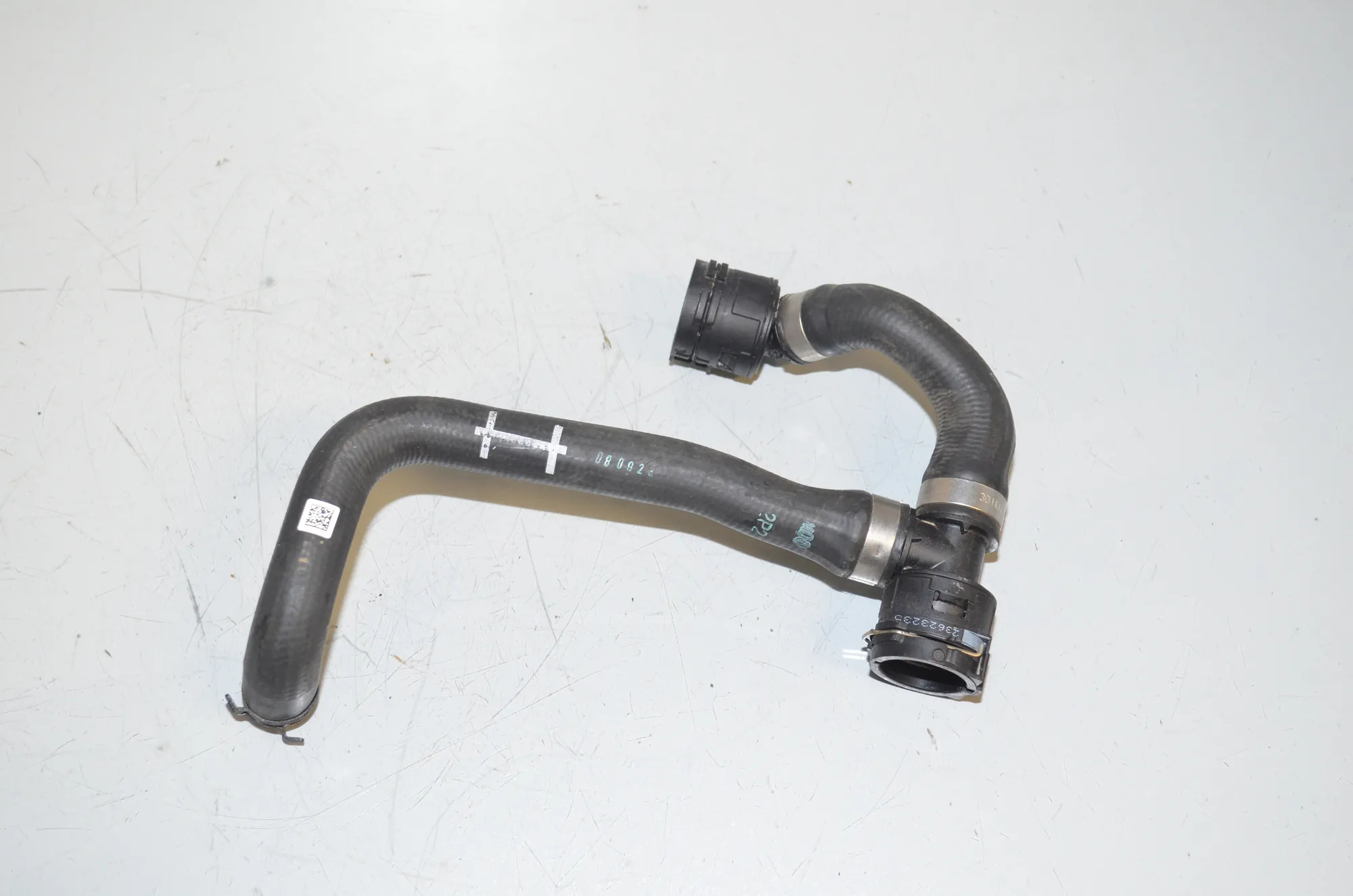 Coolant Hose Pipe – OEM 8475688 · BMW i4 (G26) (2022 - -) eDrive35 2023 – 4