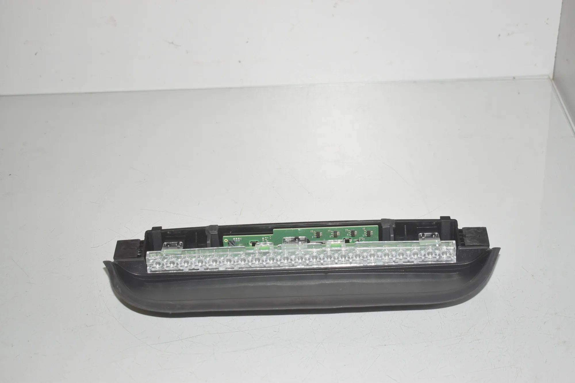 Rear Third Brake Stop Light – OEM 7477631 · BMW i4 (G26) (2022 - -) eDrive35 2023 – 3
