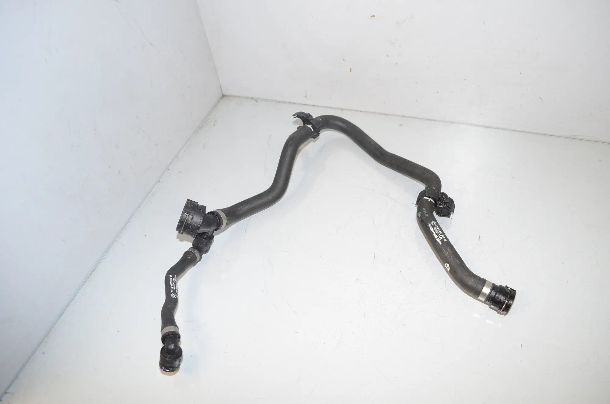 Coolant Hose Pipe – OEM 8477899 · BMW i4 (G26) (2022 - -) eDrive35 2023