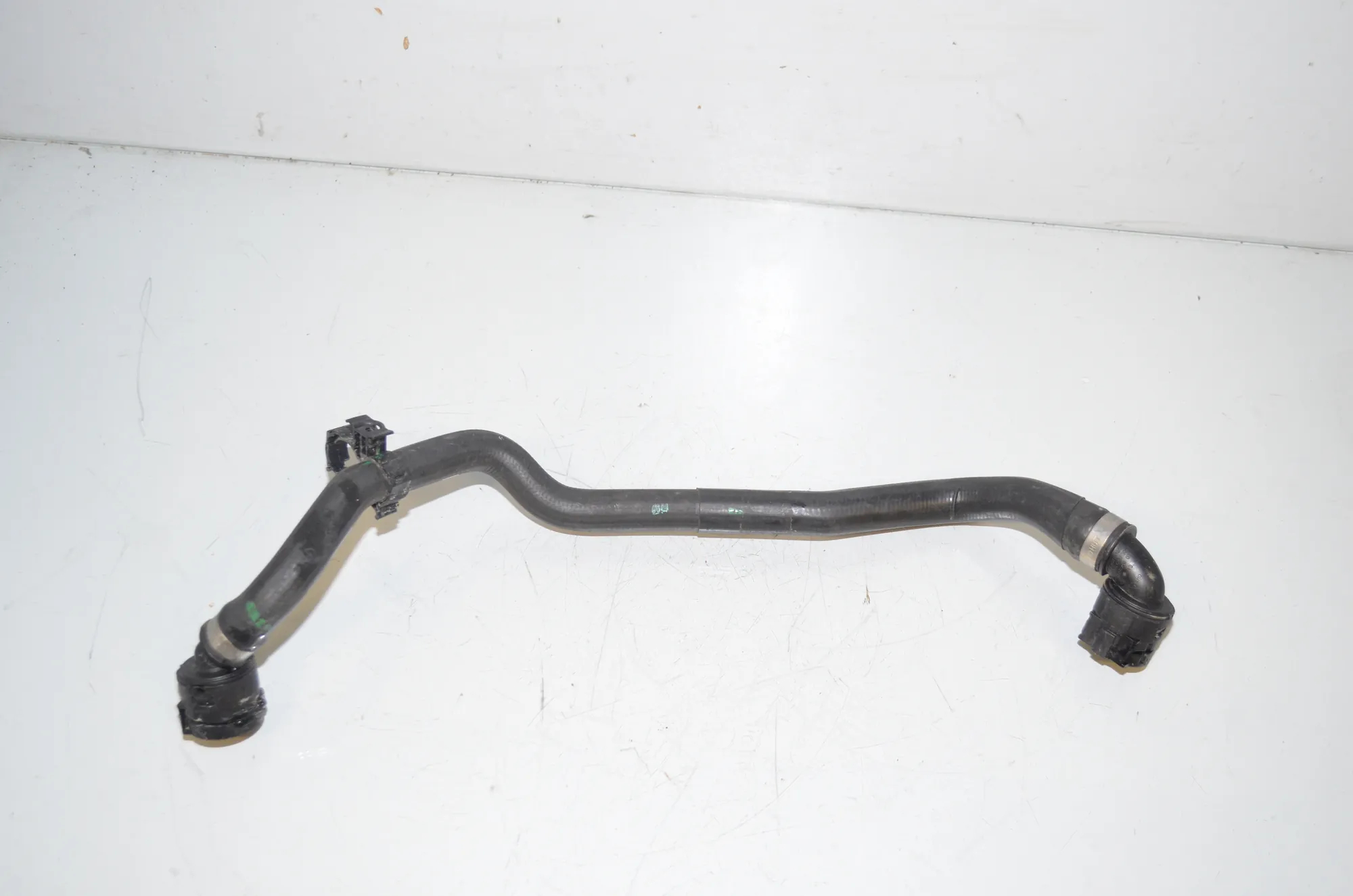 Coolant Hose Pipe – OEM 8475693 · BMW i4 (G26) (2022 - -) eDrive35 2023 – 3