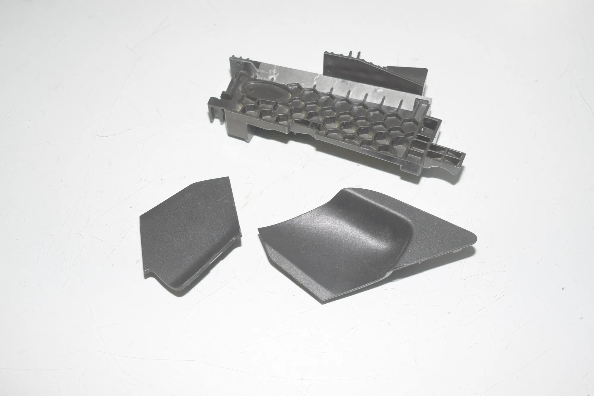 Other Trim Parts – OEM 7940412 · BMW i4 (G26) (2022 - -) eDrive35 2023 – 2