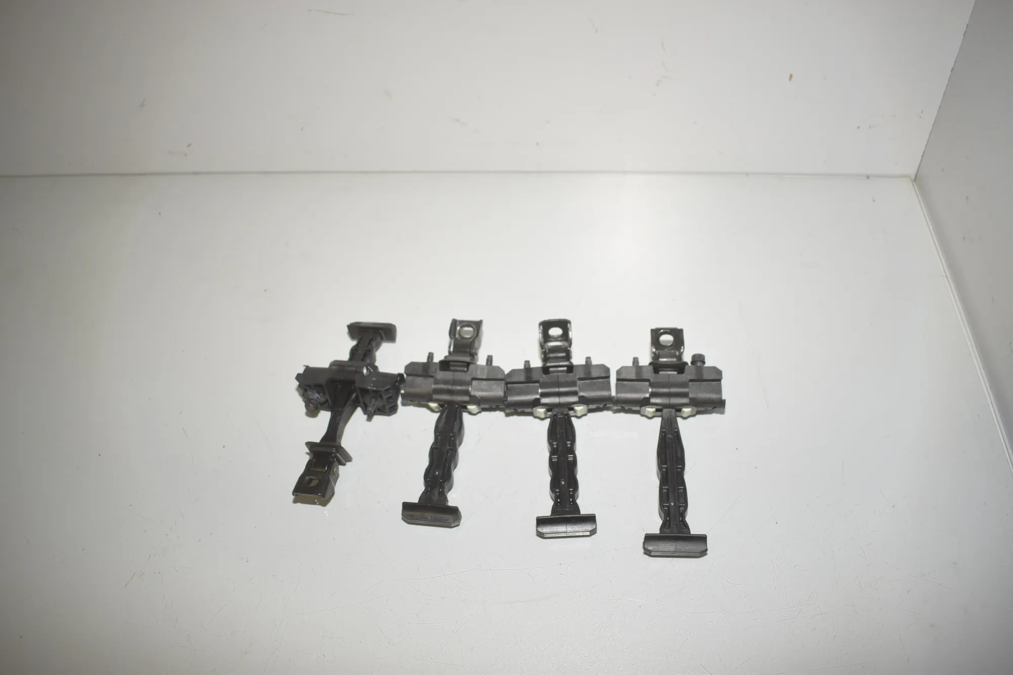 Rear Left Door Soft Close Unit – OEM 7499229 · BMW i4 (G26) (2022 - -) eDrive35 2023 – 2