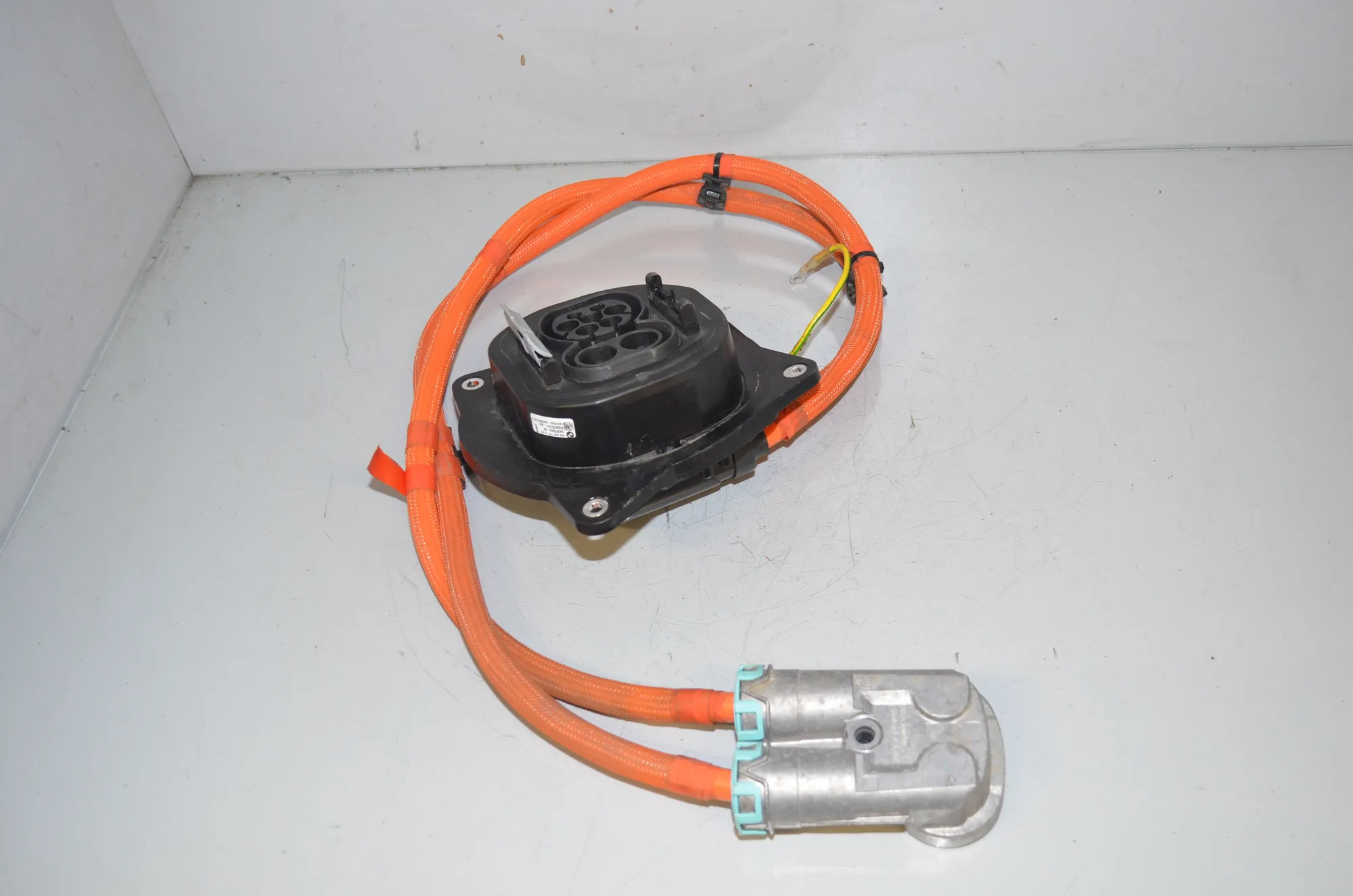 Battery Charging Cable – OEM 5B39C73 · BMW i4 (G26) (2022 - -) eDrive35 2023 – 2