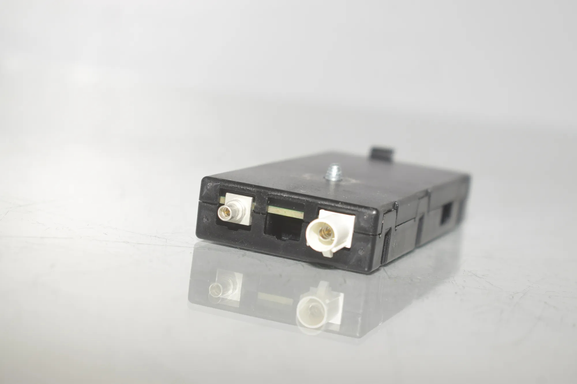 Antenna Amplifier – OEM 5A73DB2 · BMW i4 (G26) (2022 - -) eDrive35 2023 – 5