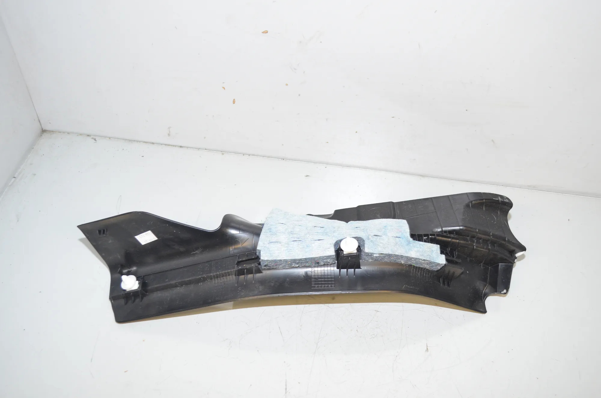 Rear Right Sill Trim – OEM 7491186 · BMW i4 (G26) (2022 - -) eDrive35 2023 – 3