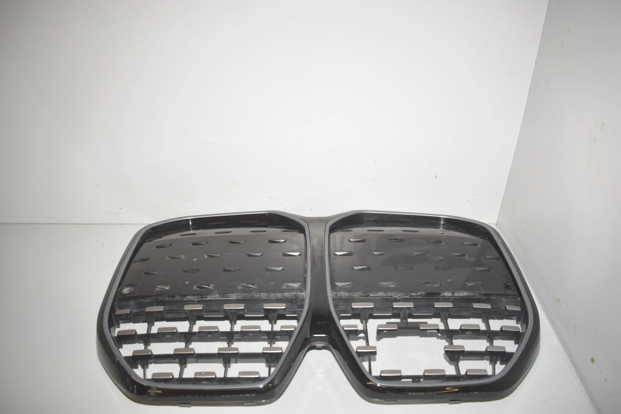 Grilles – OEM 9850175 · BMW i4 (G26) (2022 - -) eDrive35 2023 – 4
