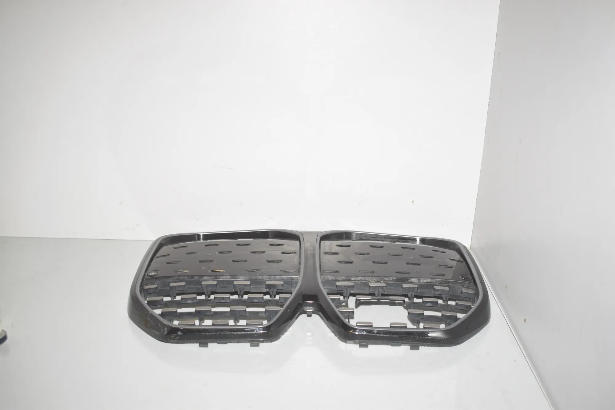 Grilles – OEM 9850175 · BMW i4 (G26) (2022 - -) eDrive35 2023 – 3