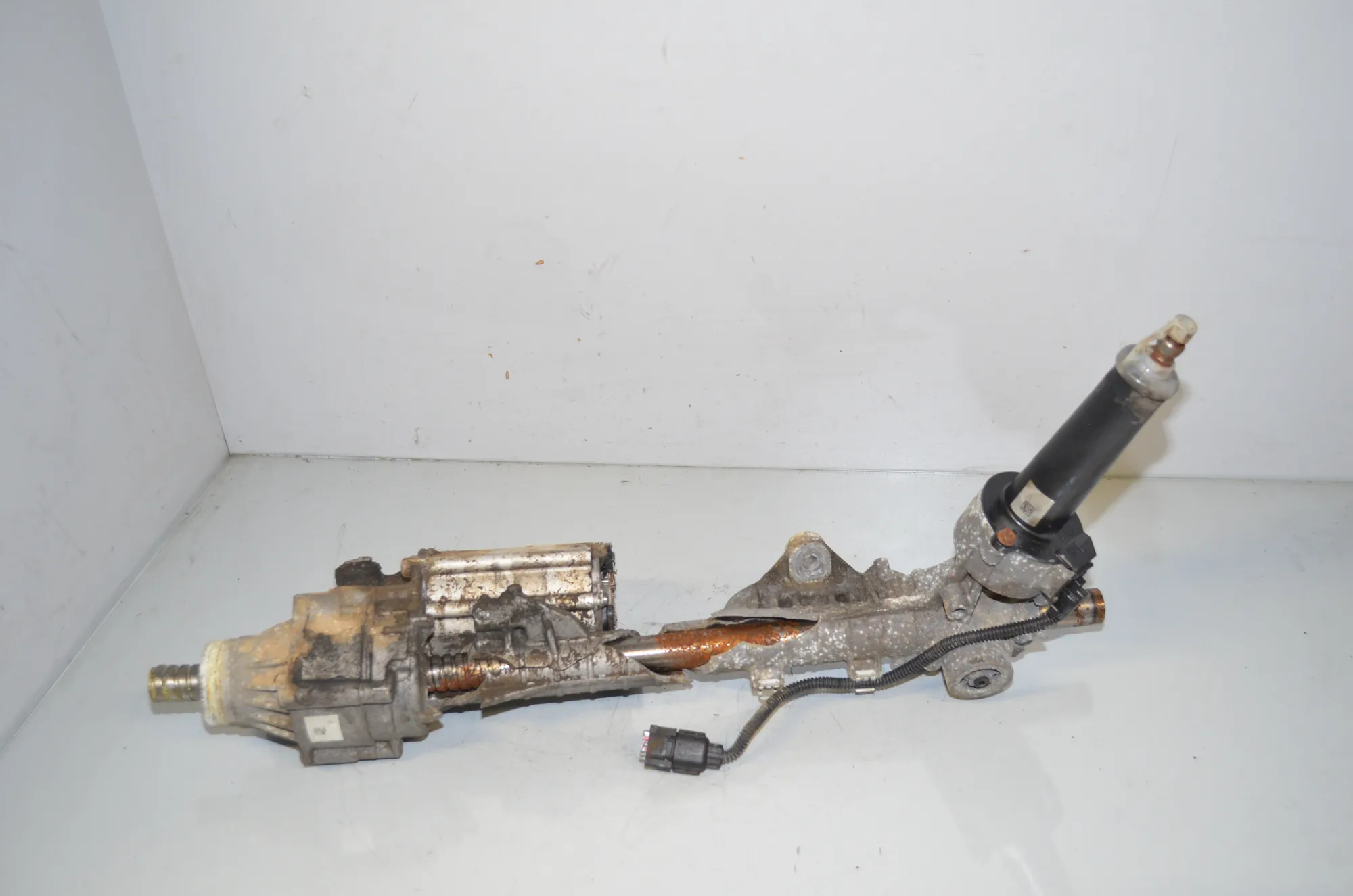 Steering Rack – OEM 6854143 · BMW 5 Touring (F11) 535 d 2011