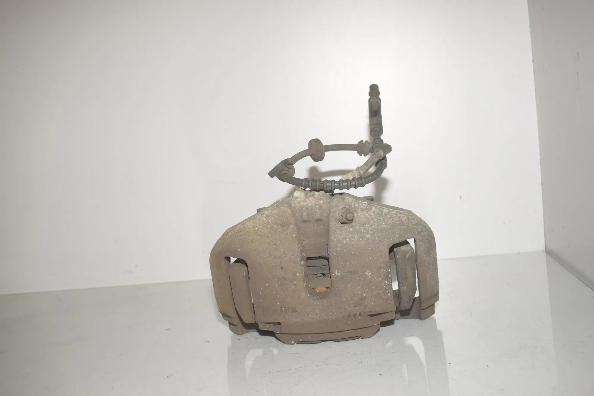 Front Right Brake Caliper – OEM 6786818 · BMW 5 Touring (F11) 535 d 2013 – 3