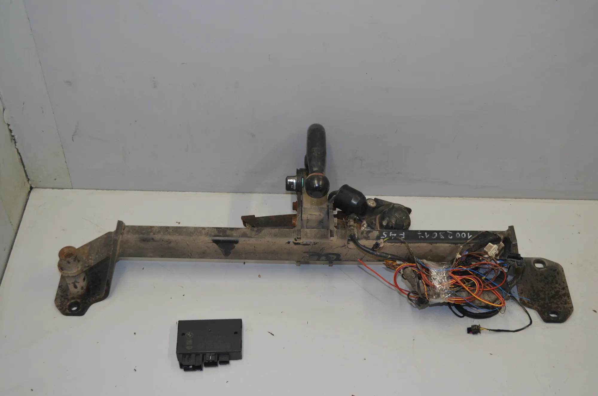 Towbar Kit – OEM 6879427 · BMW 2 Active Tourer (F45) 218 i 2016