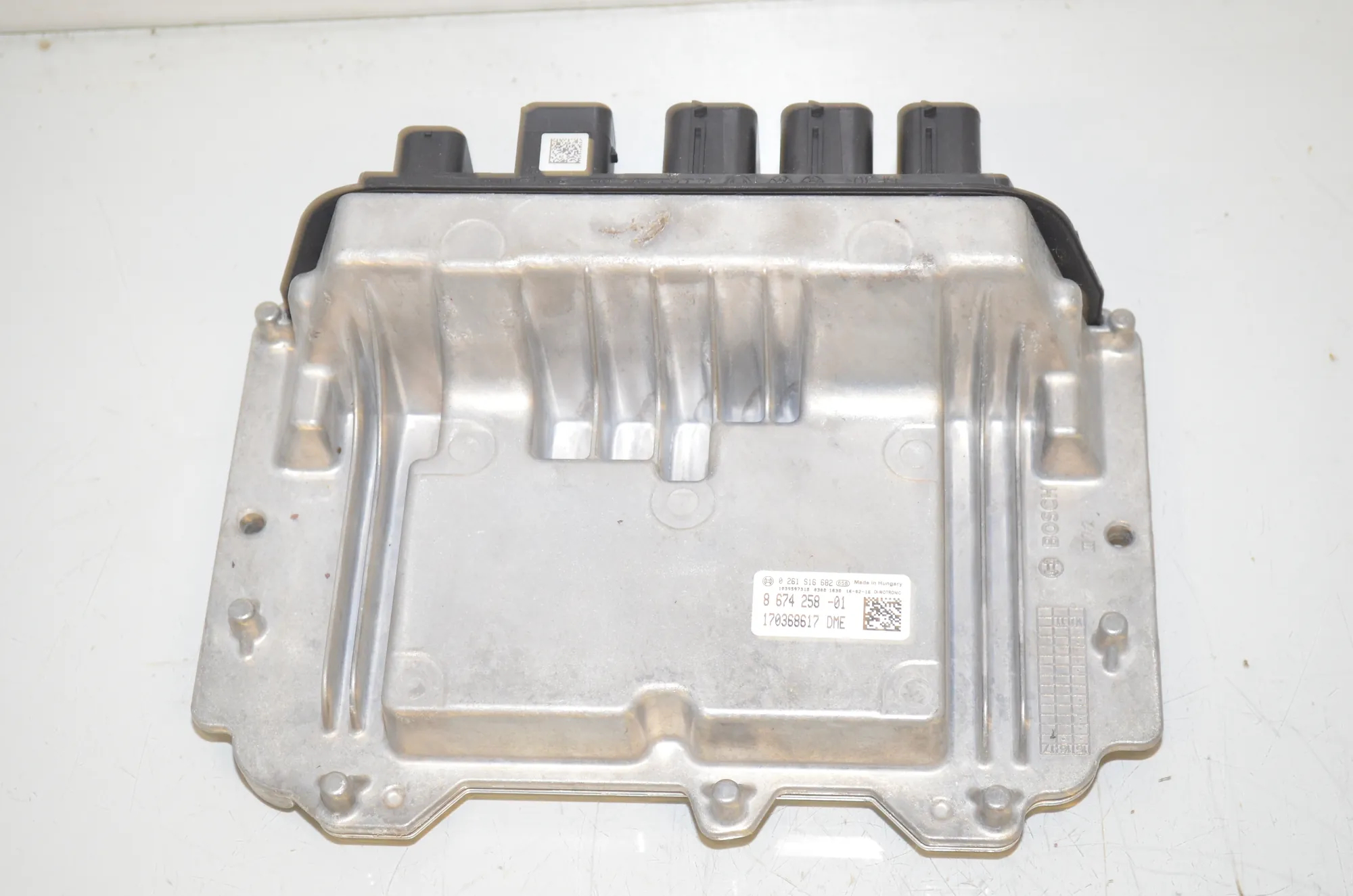 Engine Ignition ECU Set – OEM 6825531 · BMW 2 Active Tourer (F45) 218 i 2016 – 8