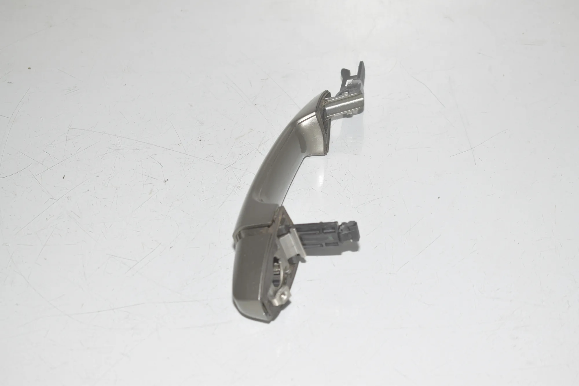 Front Left Door Exterior Handle – OEM 7396305 · BMW 2 Active Tourer (F45) 218 i 2016 – 3