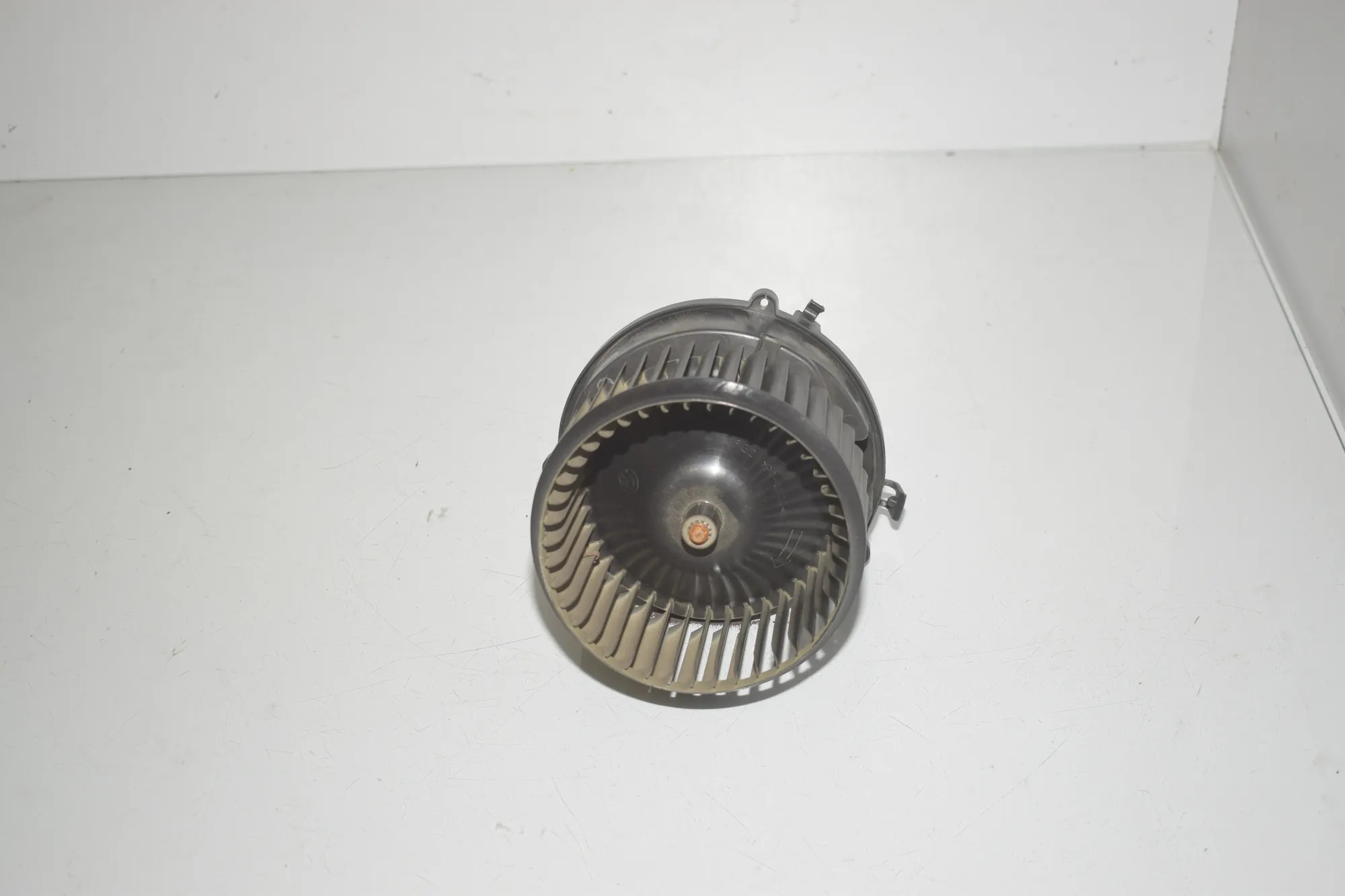 Heater Blower Fan – OEM 9297752 · BMW 2 Active Tourer (F45) 218 i 2016 – 3