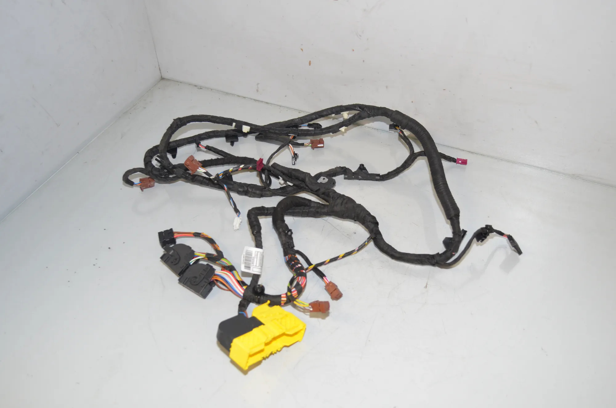 Other Wiring Loom – OEM 9390308 · BMW 5 (G30) BMW 5 (G30) 520 d 2018 – 3
