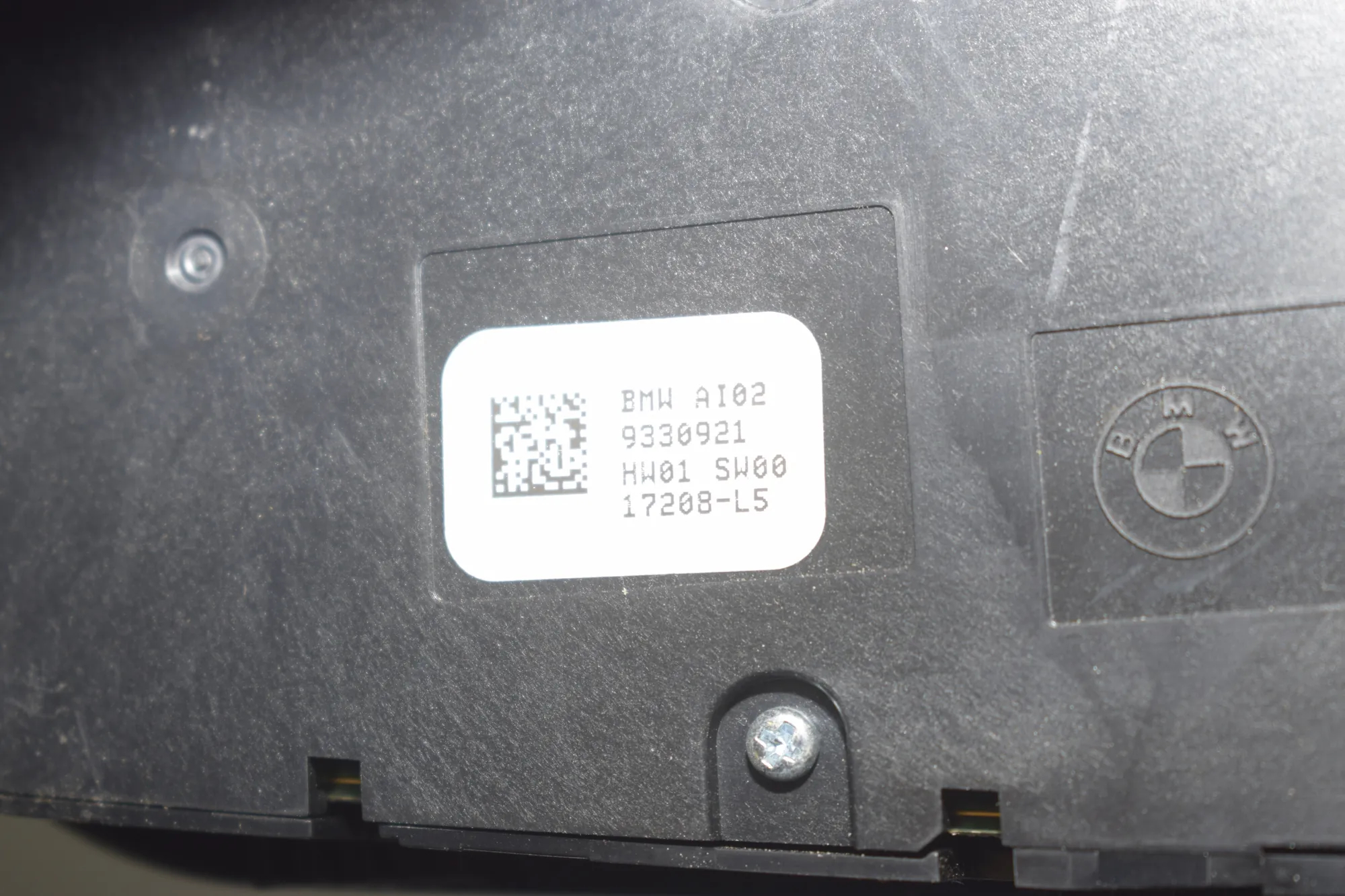 Switches – OEM 9330921 · BMW 5 (G30) BMW 5 (G30) 520 d 2016 – 5
