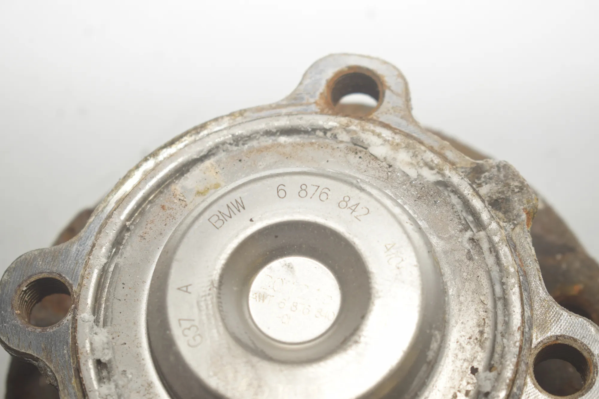 Front Right Wheel Bearing – OEM 6876842 · BMW 3 Touring (F31) 330 d 2016 – 4