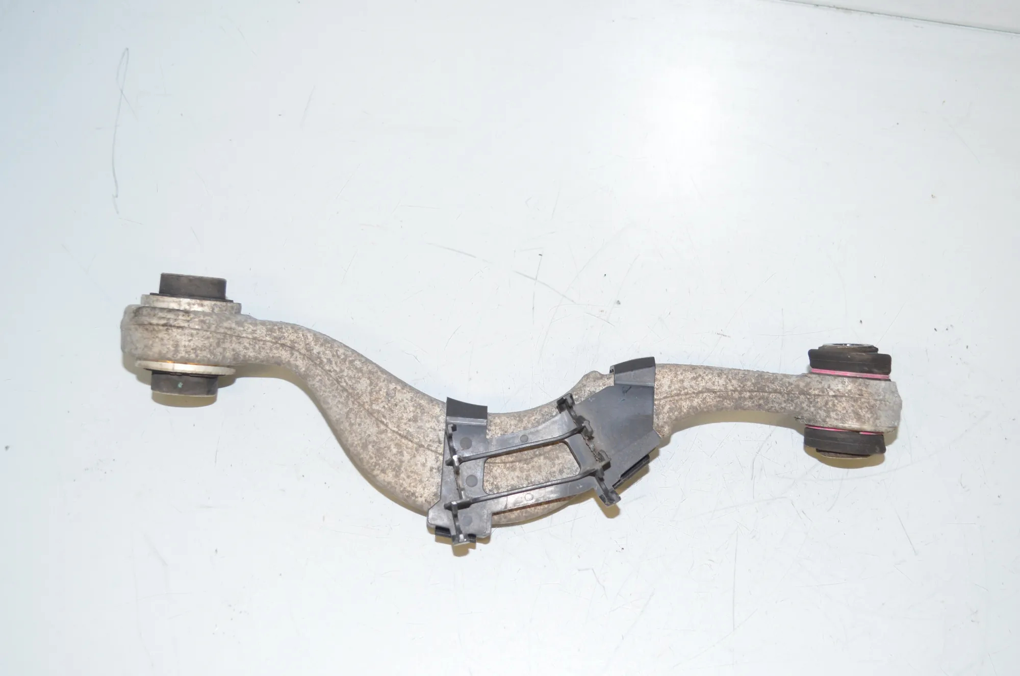 Rear Right Control Arm – OEM 6861120 · BMW 5 Touring (G31) (2017 - -) 520 d 2019 – 4