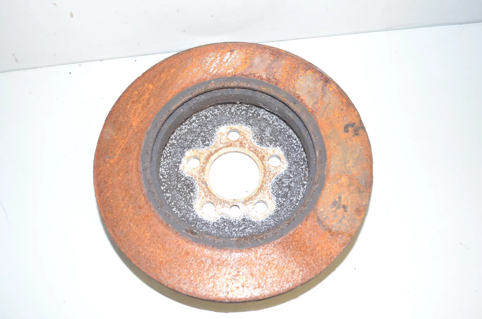Rear Left Brake Disc – OEM 6882245 · BMW 5 Touring (G31) (2017 - -) 520 d 2019 – 3