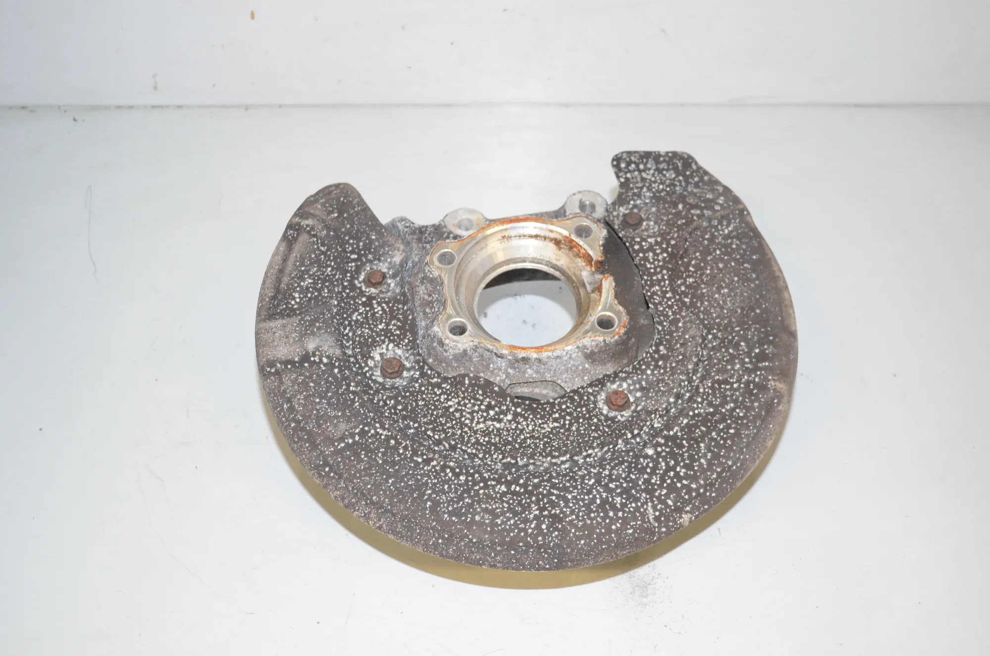 Rear Right Wheel Hub – OEM 6861138 · BMW 5 Touring (G31) (2017 - -) 520 d 2019 – 3