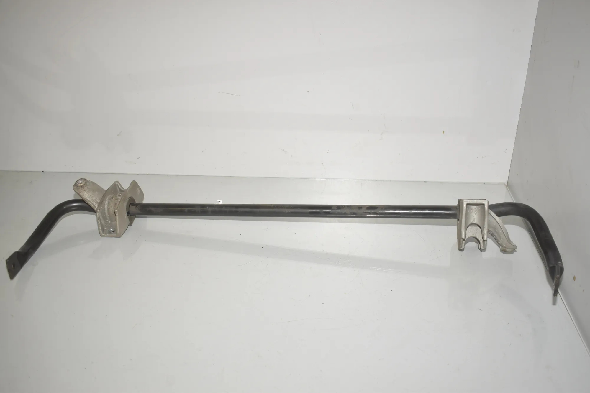 Rear Anti Roll Bar – OEM 199585-11 · BMW 5 Touring (G31) (2017 - -) 520 d 2019 – 2