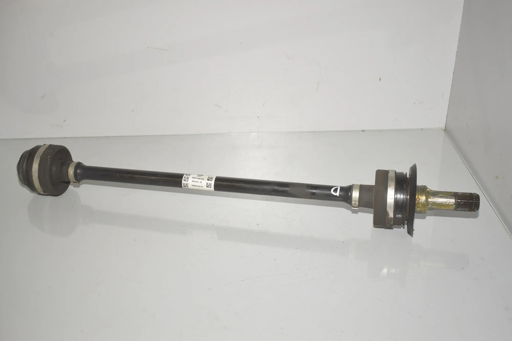 Rear Right Driveshaft – OEM 8664046 · BMW 5 Touring (G31) (2017 - -) 520 d 2019 – 3