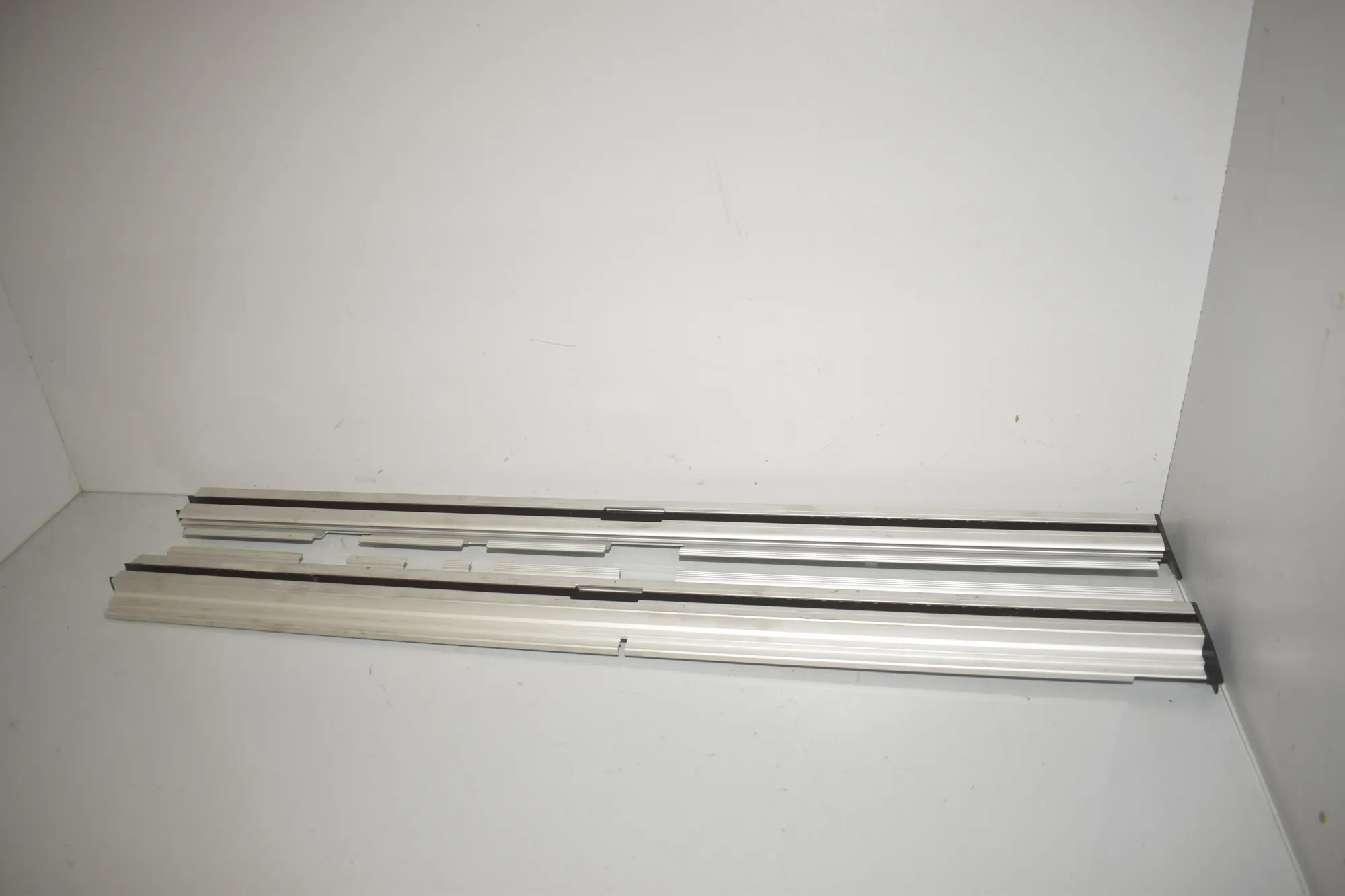 Other Boot Trunk Parts – OEM 7228709 · BMW 5 Touring (F11) M 550 d xDrive 2016