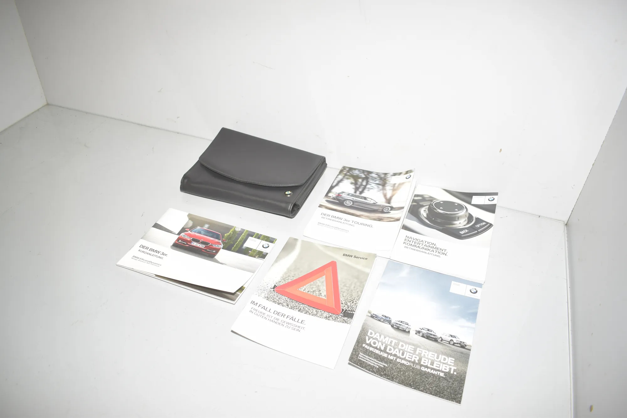 Manual Service Book – OEM 2917946 · BMW 3 Touring (F31) 320 i 2012 – 3