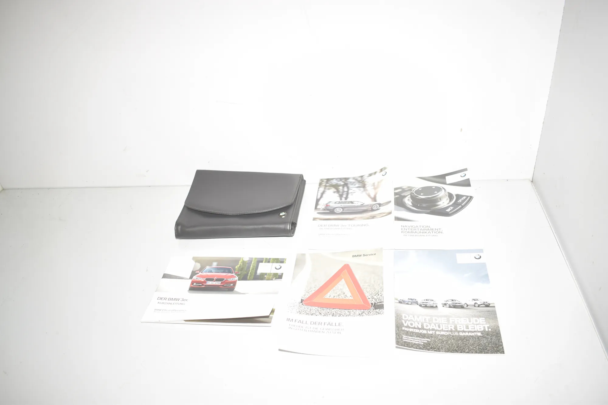 Manual Service Book – OEM 2917946 · BMW 3 Touring (F31) 320 i 2012