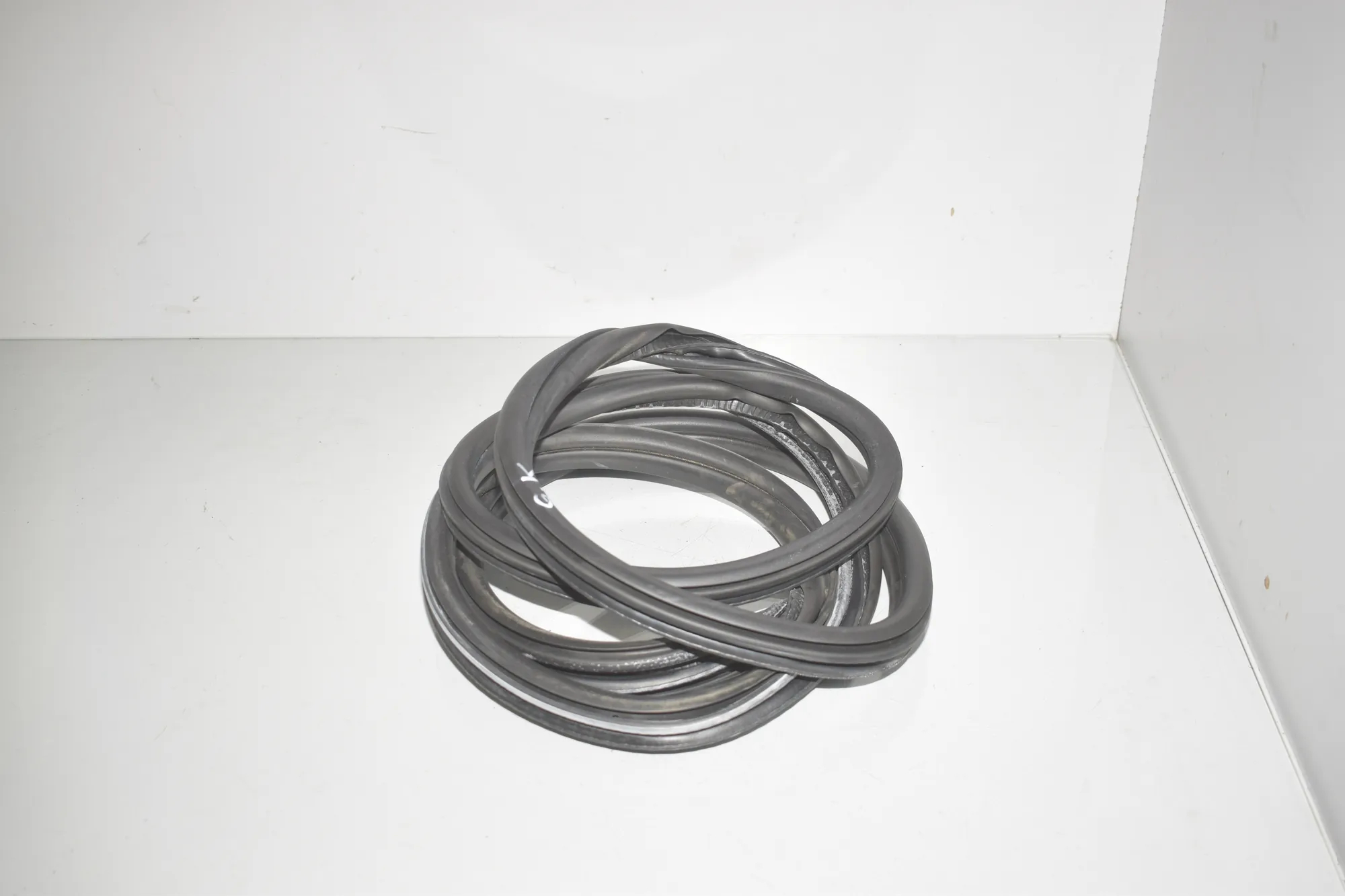 Rear Left Door Seal Rubber – OEM 7377415 · BMW 3 Touring (F31) 320 i 2012 – 3