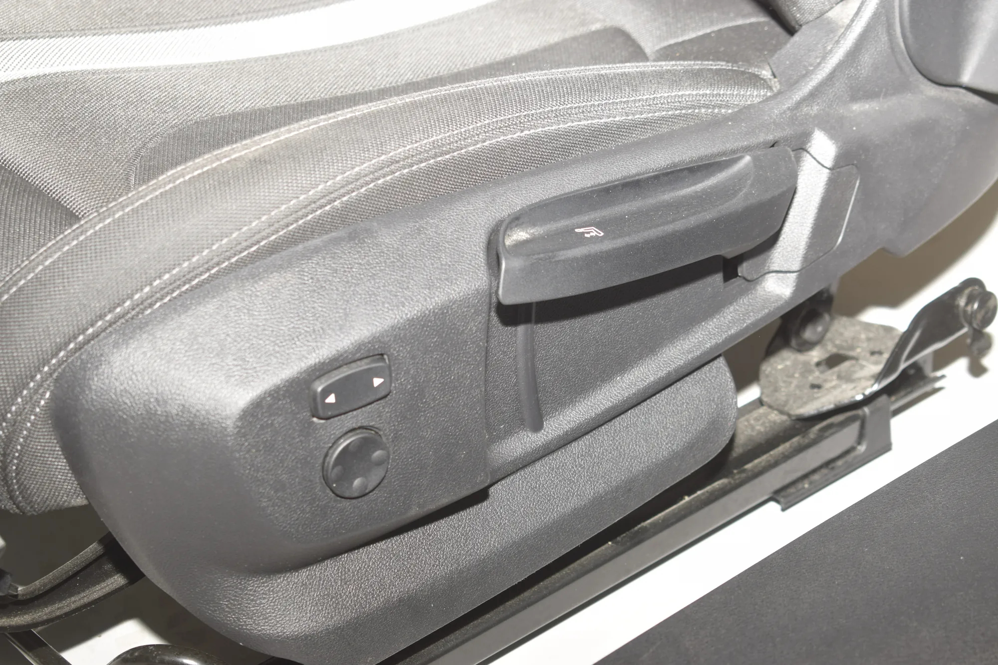 Seat set – OEM 123 · BMW X1 (F48) xDrive 18 d 2017 – 8