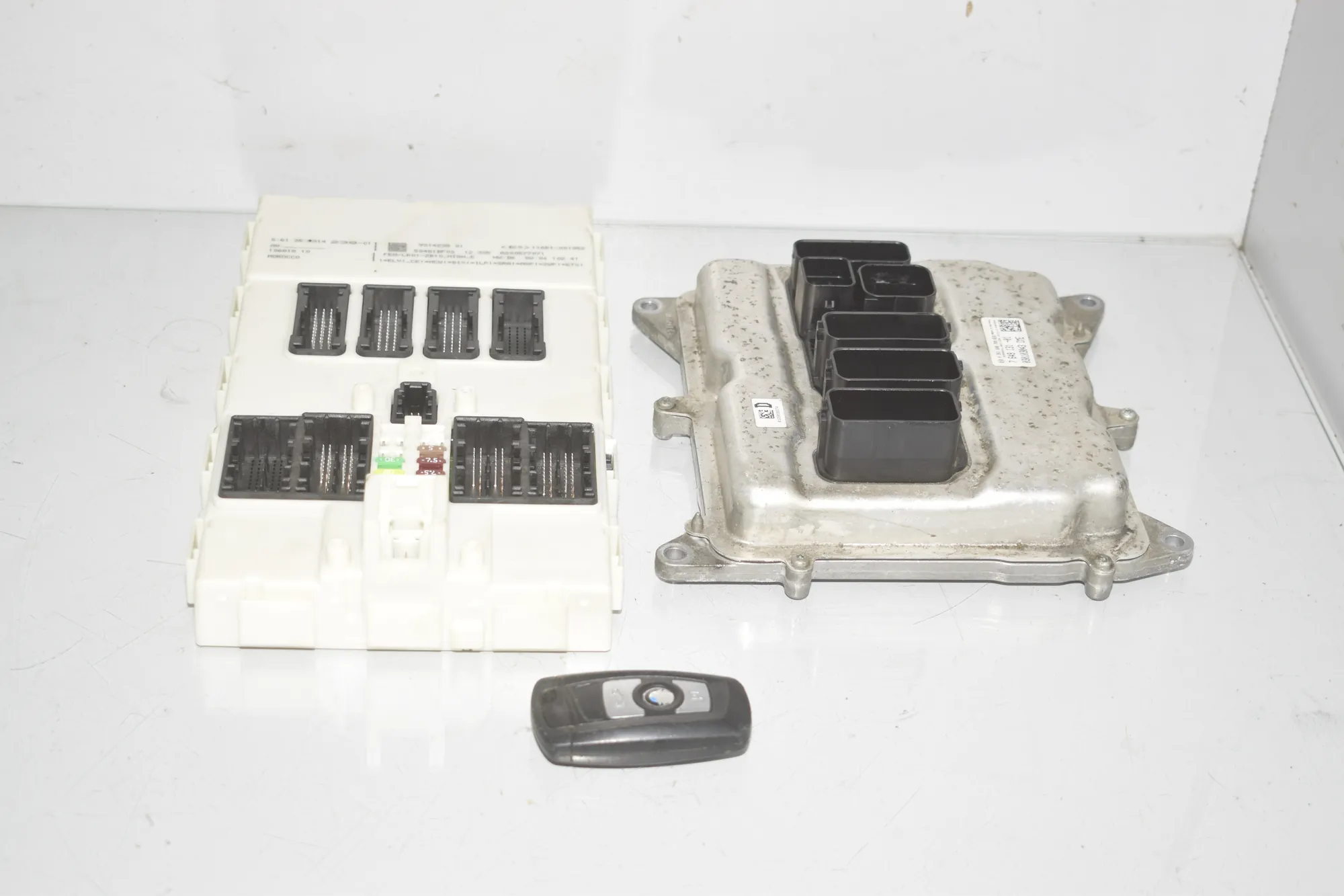 Engine Ignition ECU Set – OEM 9314238 · BMW 3 Touring (F31) 320 i 2012