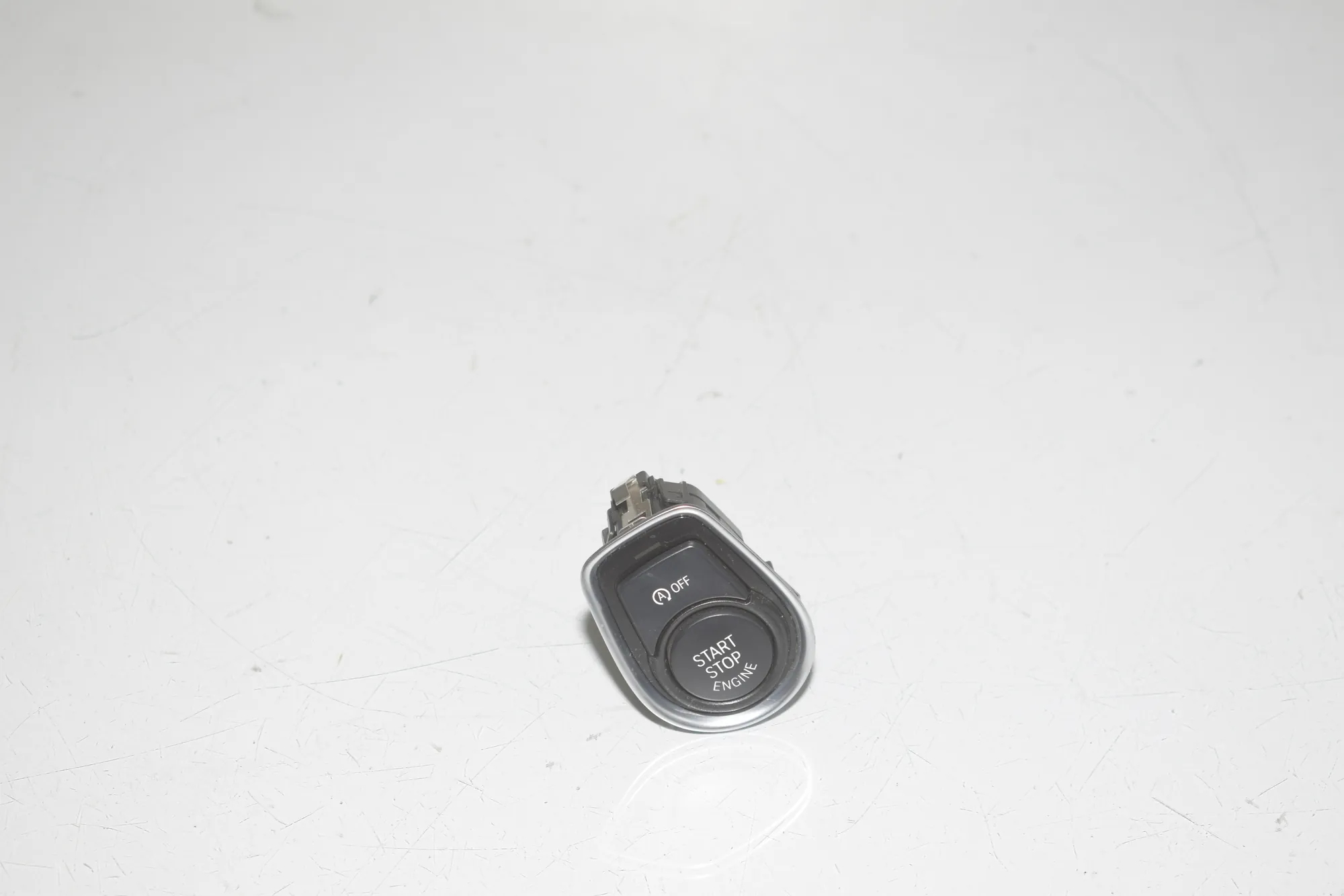 Ignition Start Button – OEM 9250734 · BMW 3 Touring (F31) 320 i 2012