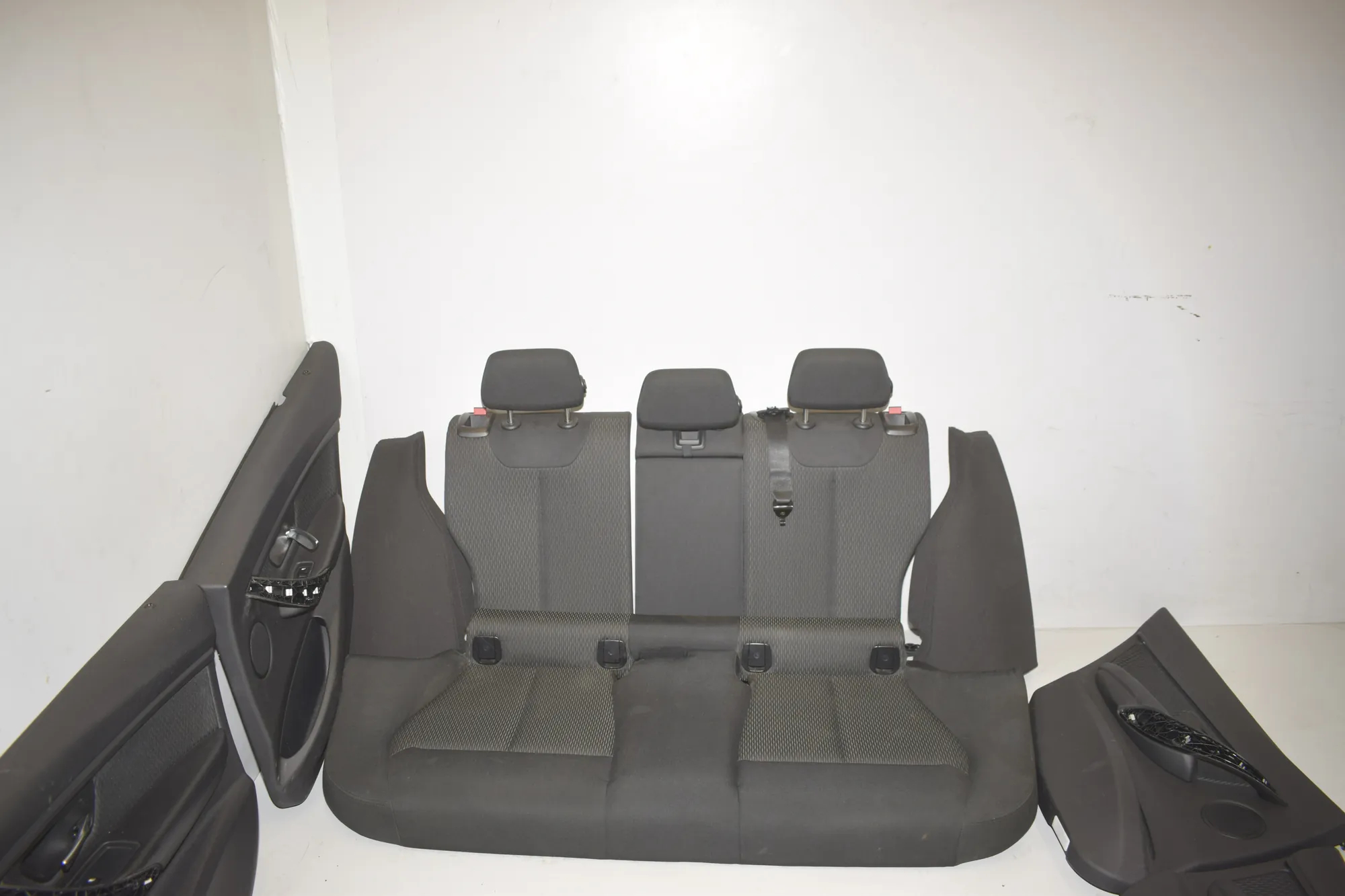 Seat set – OEM 678 · BMW 3 Touring (F31) 320 i 2012 – 5