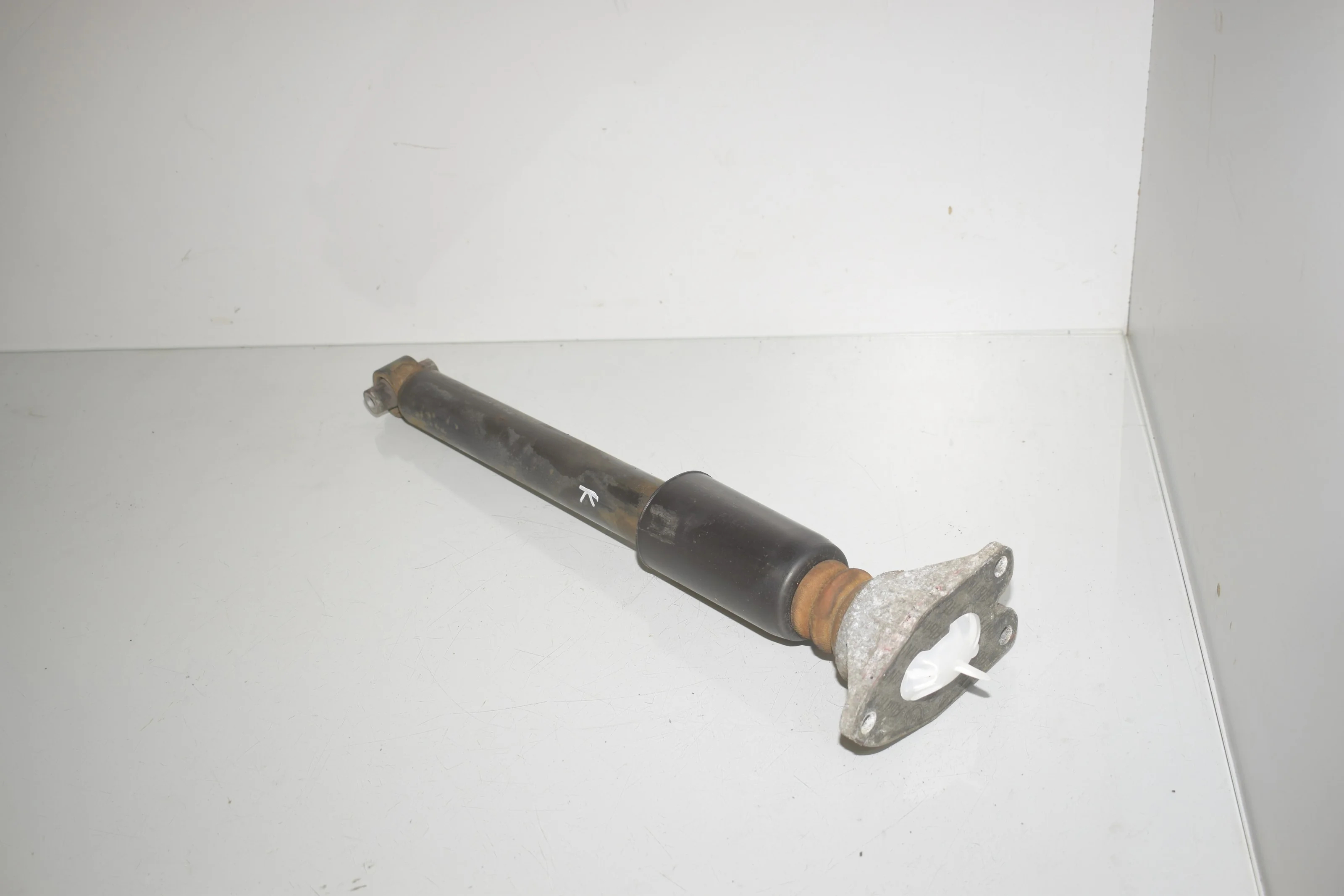 Rear Left Shock Absorber – OEM 6874380 · BMW 3 Touring (F31) 320 i 2012 – 3