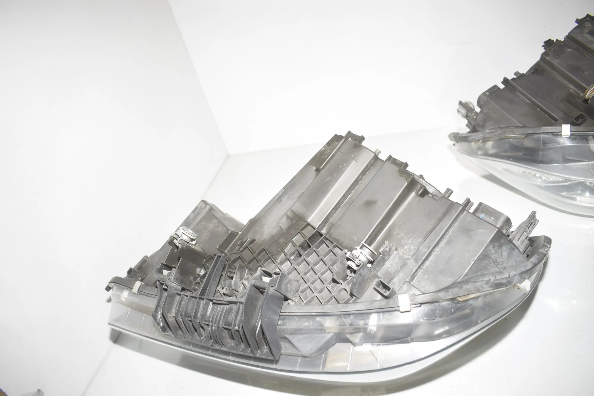 Front Headlight Set Kit – OEM 7422574 · BMW 2 Active Tourer (F45) 216 d 2014 – 17
