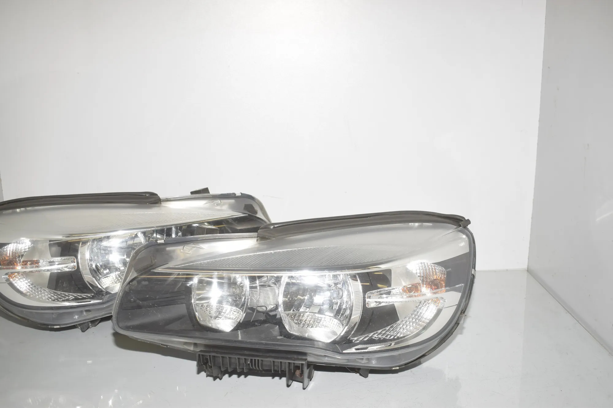 Front Headlight Set Kit – OEM 7422574 · BMW 2 Active Tourer (F45) 216 d 2014 – 8