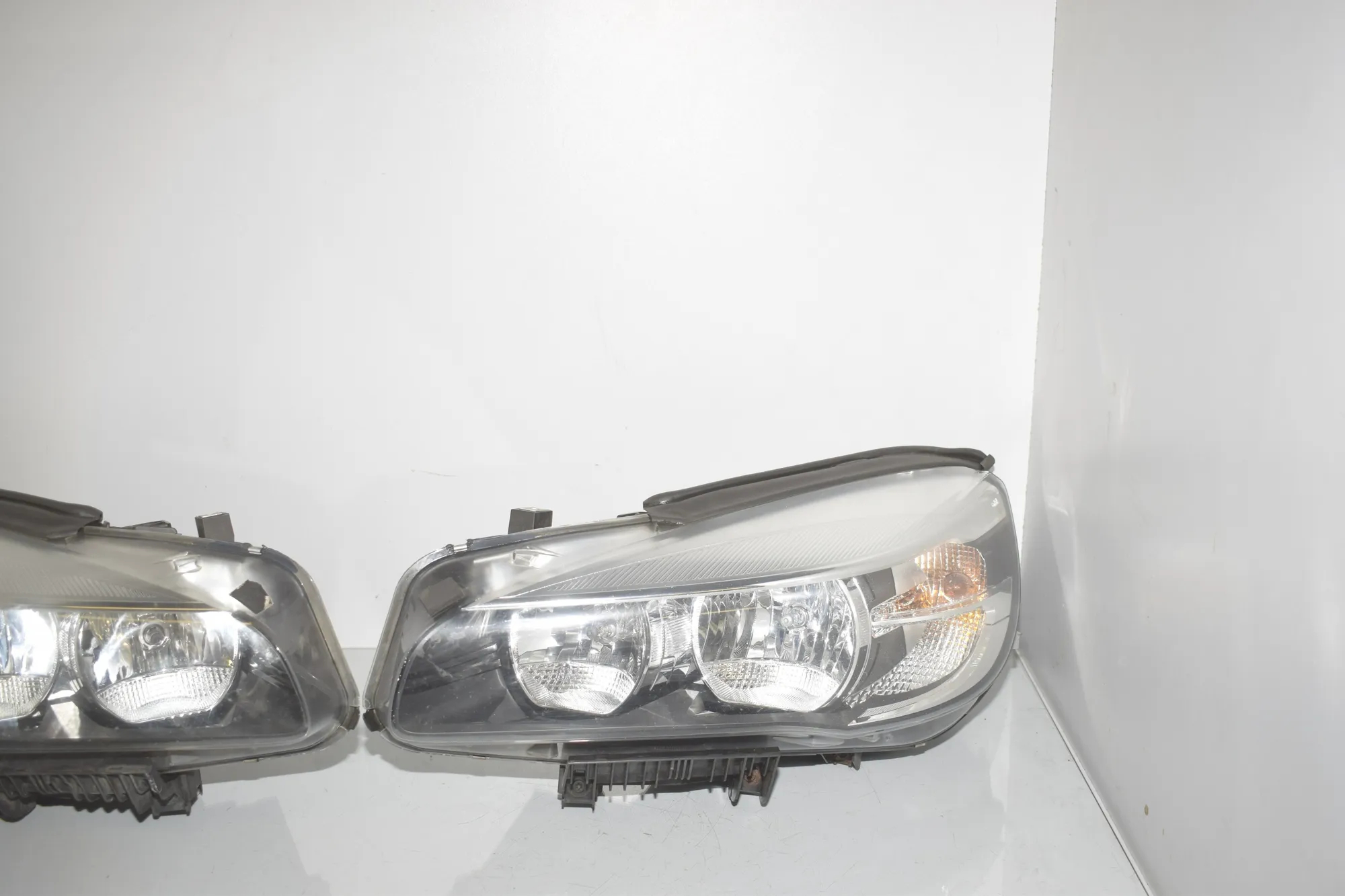 Front Headlight Set Kit – OEM 7422574 · BMW 2 Active Tourer (F45) 216 d 2014 – 5
