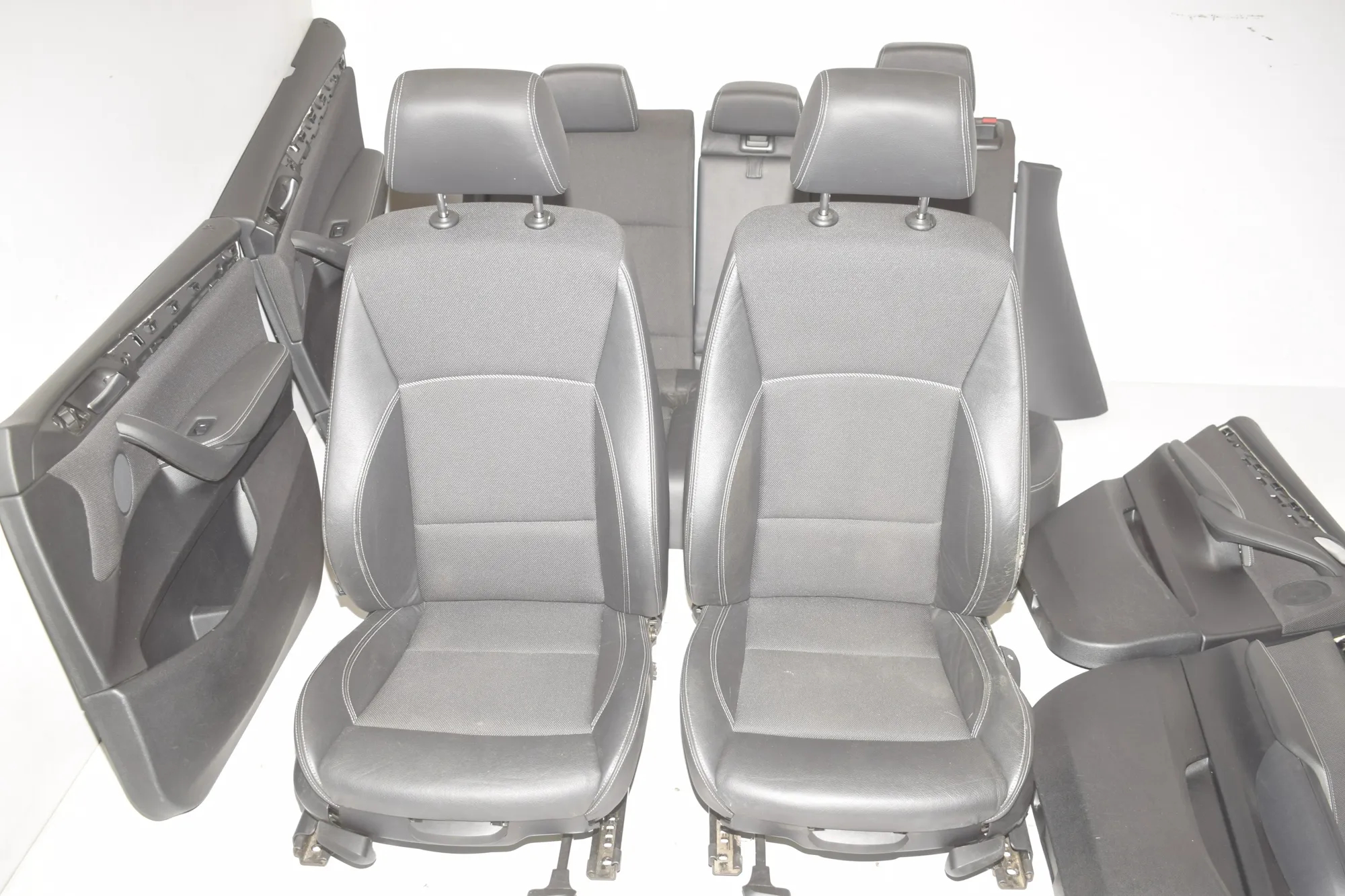 Seat set · BMW X3 (F25) xDrive 20 d 2011 – 3