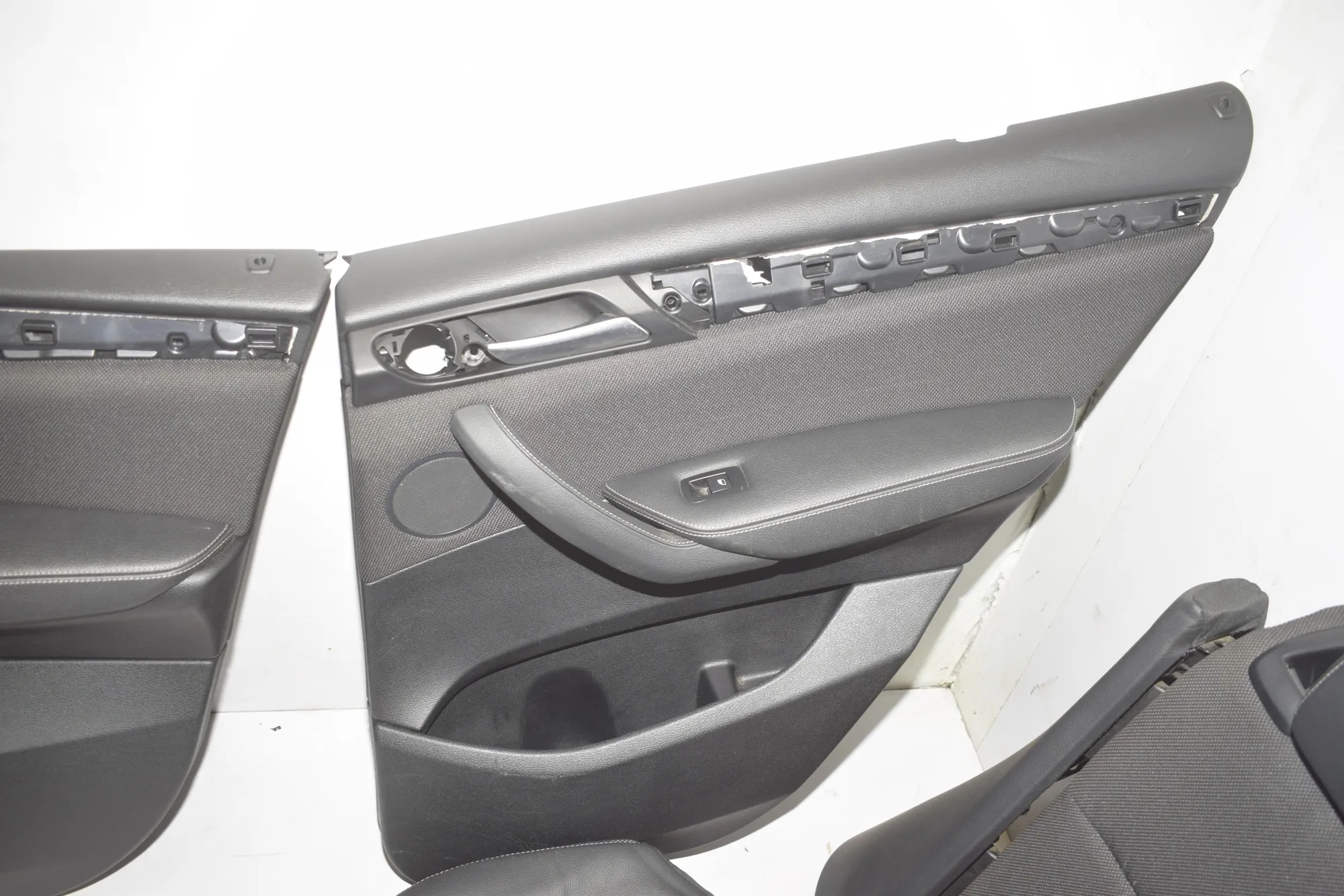 Seat set · BMW X3 (F25) xDrive 20 d 2011 – 11