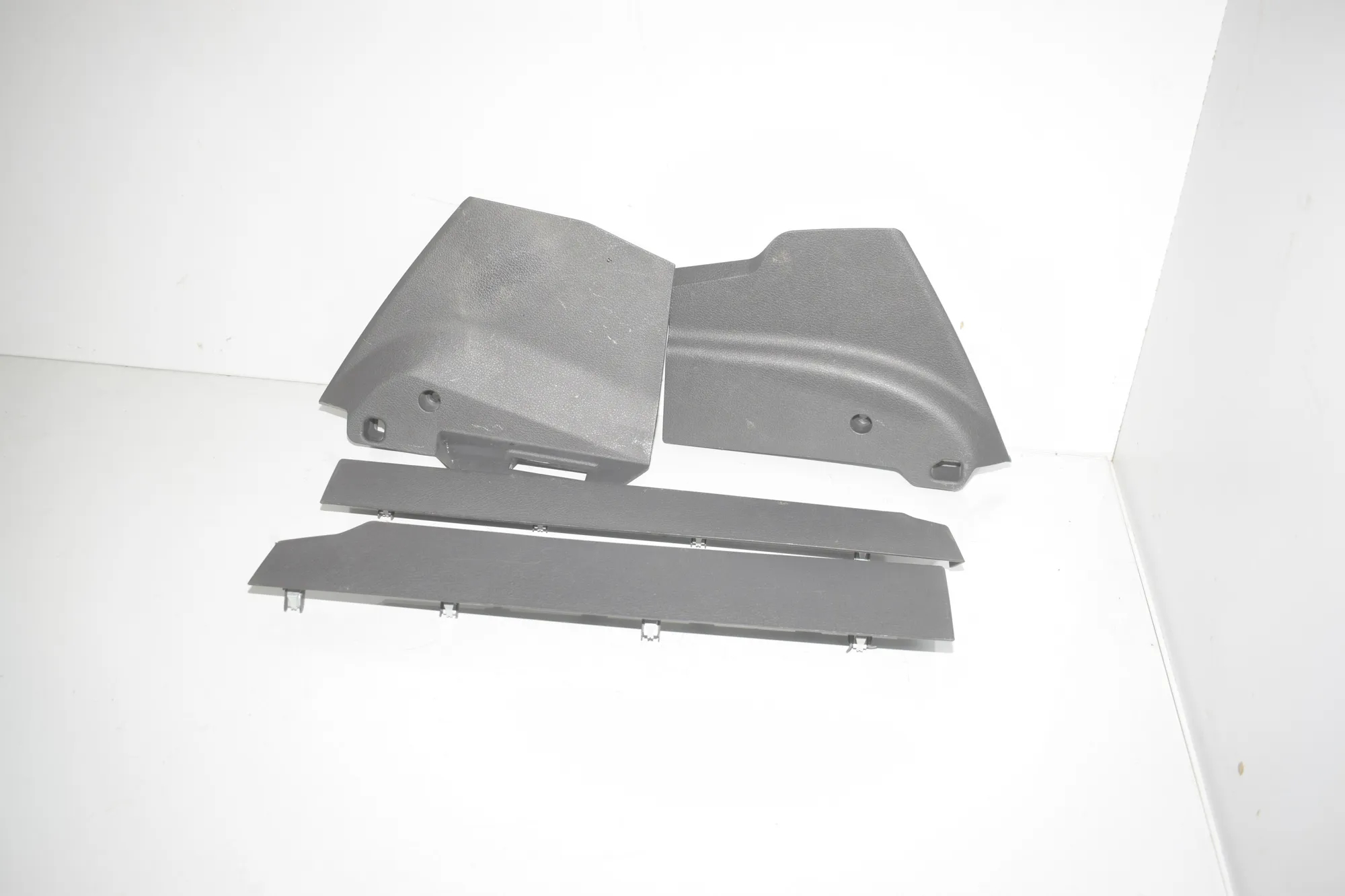 Other Interior Parts – OEM 9303917 · BMW 2 Active Tourer (F45) 216 d 2014 – 3