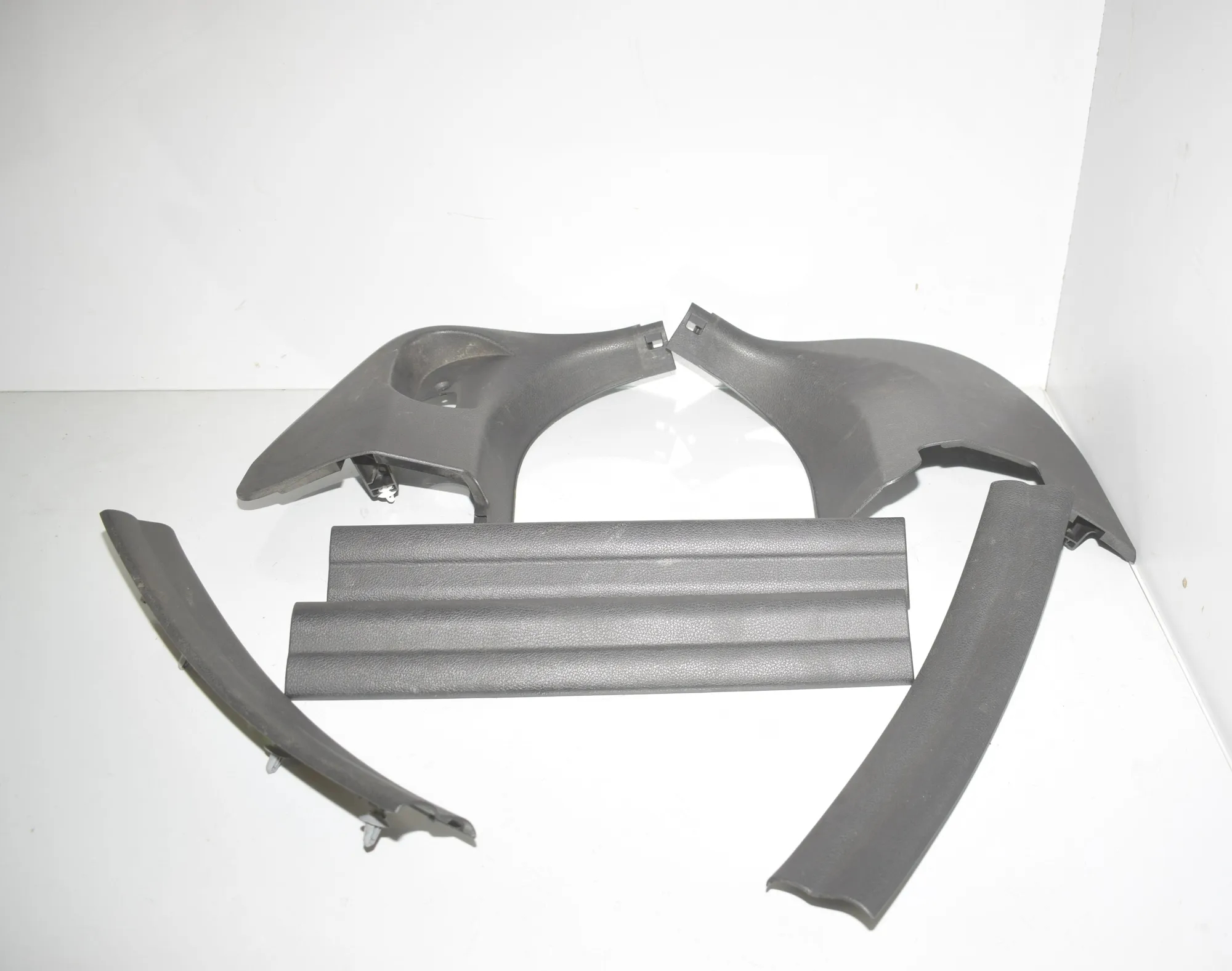 Front Right Interior Step Trim – OEM 7354164 · BMW 2 Active Tourer (F45) 216 d 2014
