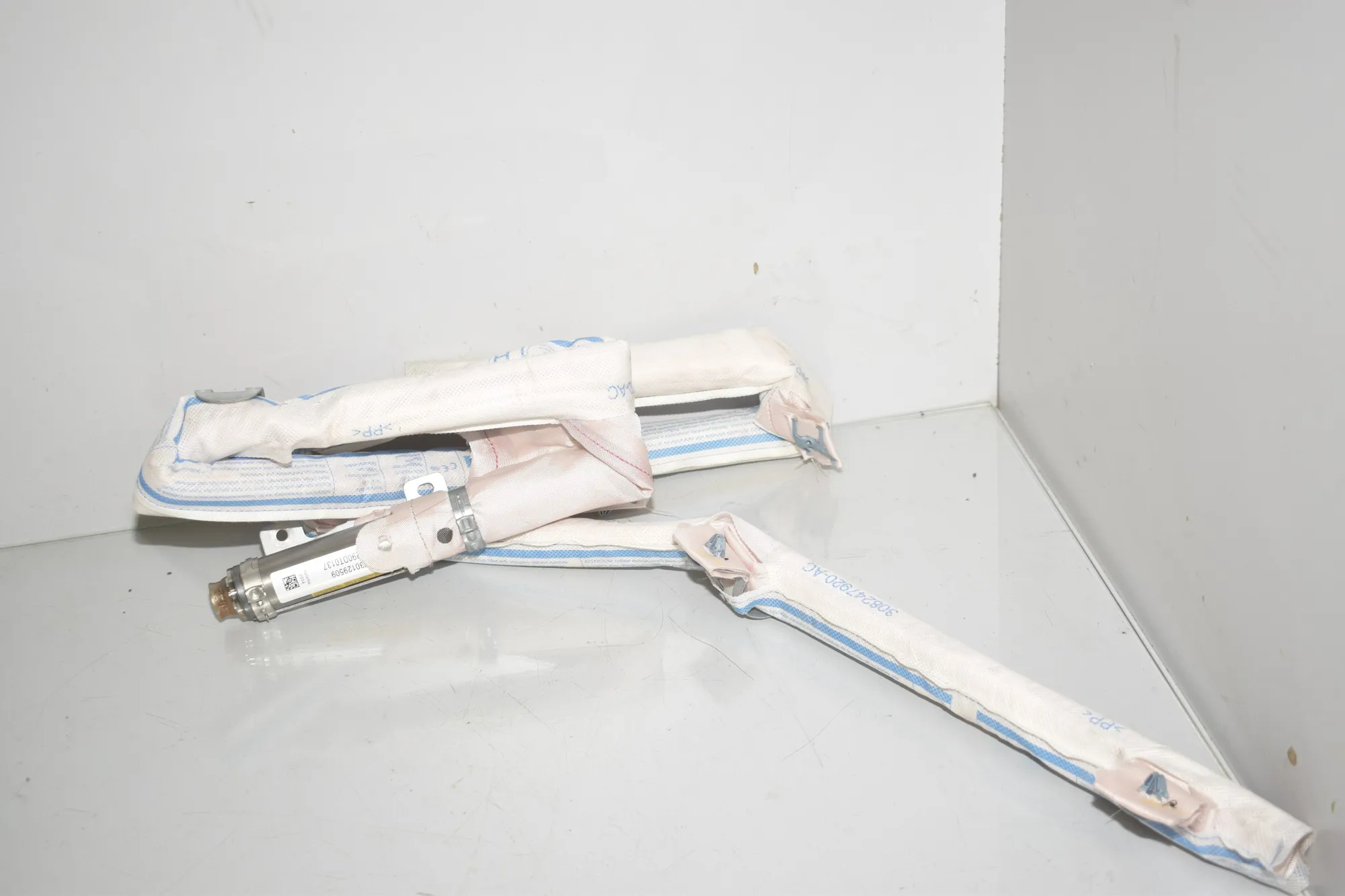 Left Side Roof Safety Curtain SRS – OEM 7301295 · BMW 2 Active Tourer (F45) 216 d 2014 – 3
