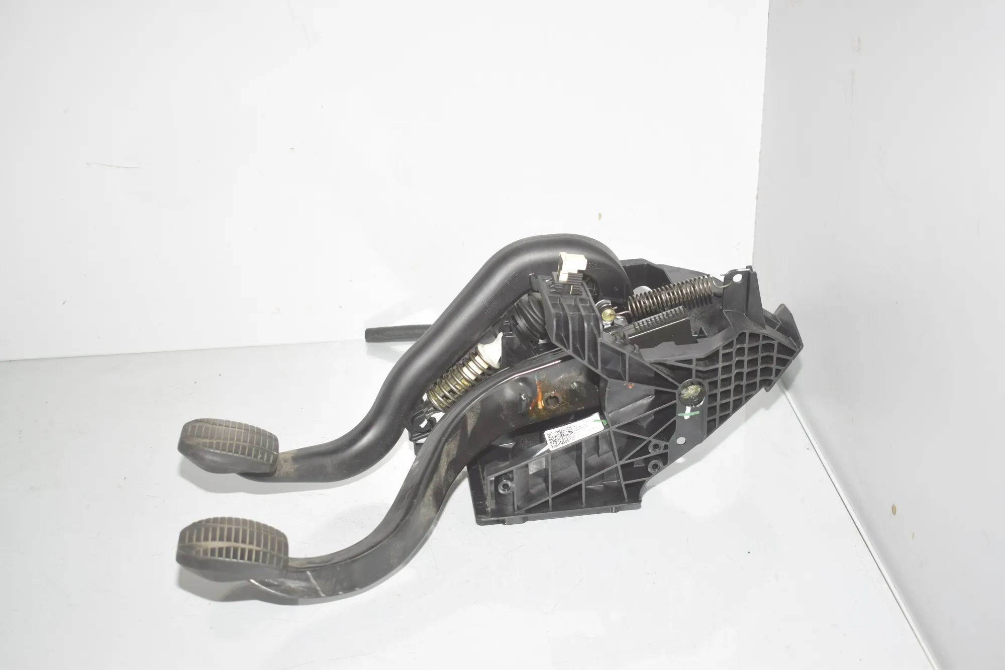 Brake Pedal – OEM 6856595 · BMW 2 Active Tourer (F45) 216 d 2014 – 4