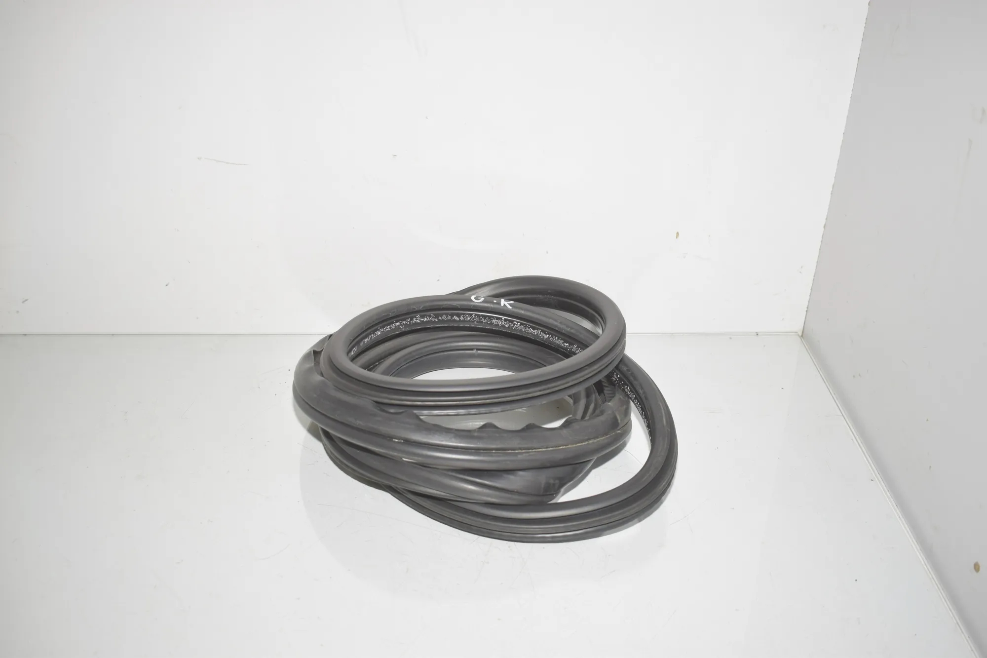 Rear Left Door Seal Rubber – OEM 7420050 · BMW 2 Active Tourer (F45) 216 d 2014