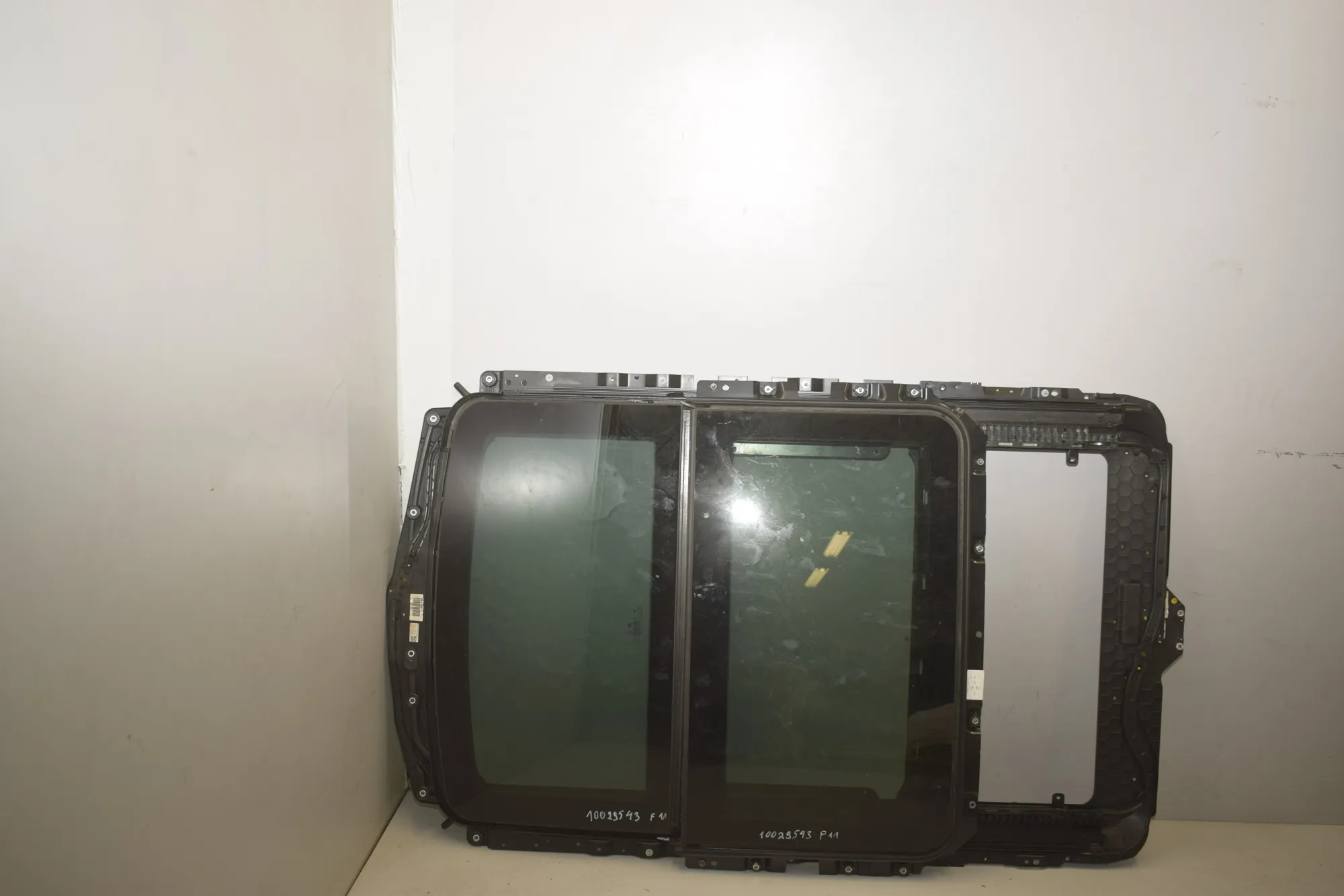 Sunroof – OEM 8038192 · BMW 5 Touring (F11) M 550 d xDrive 2016 – 2
