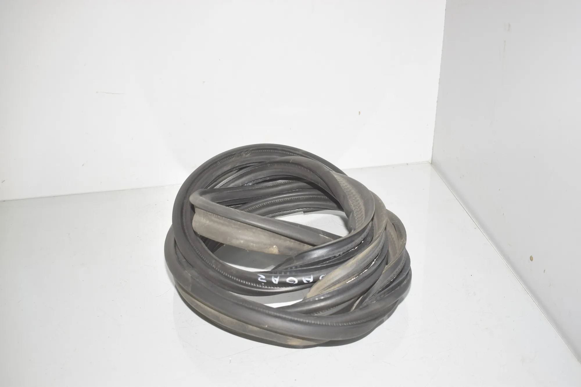 Tailgate Rubber Seal – OEM 7440481 · BMW 2 Active Tourer (F45) 216 d 2014 – 2