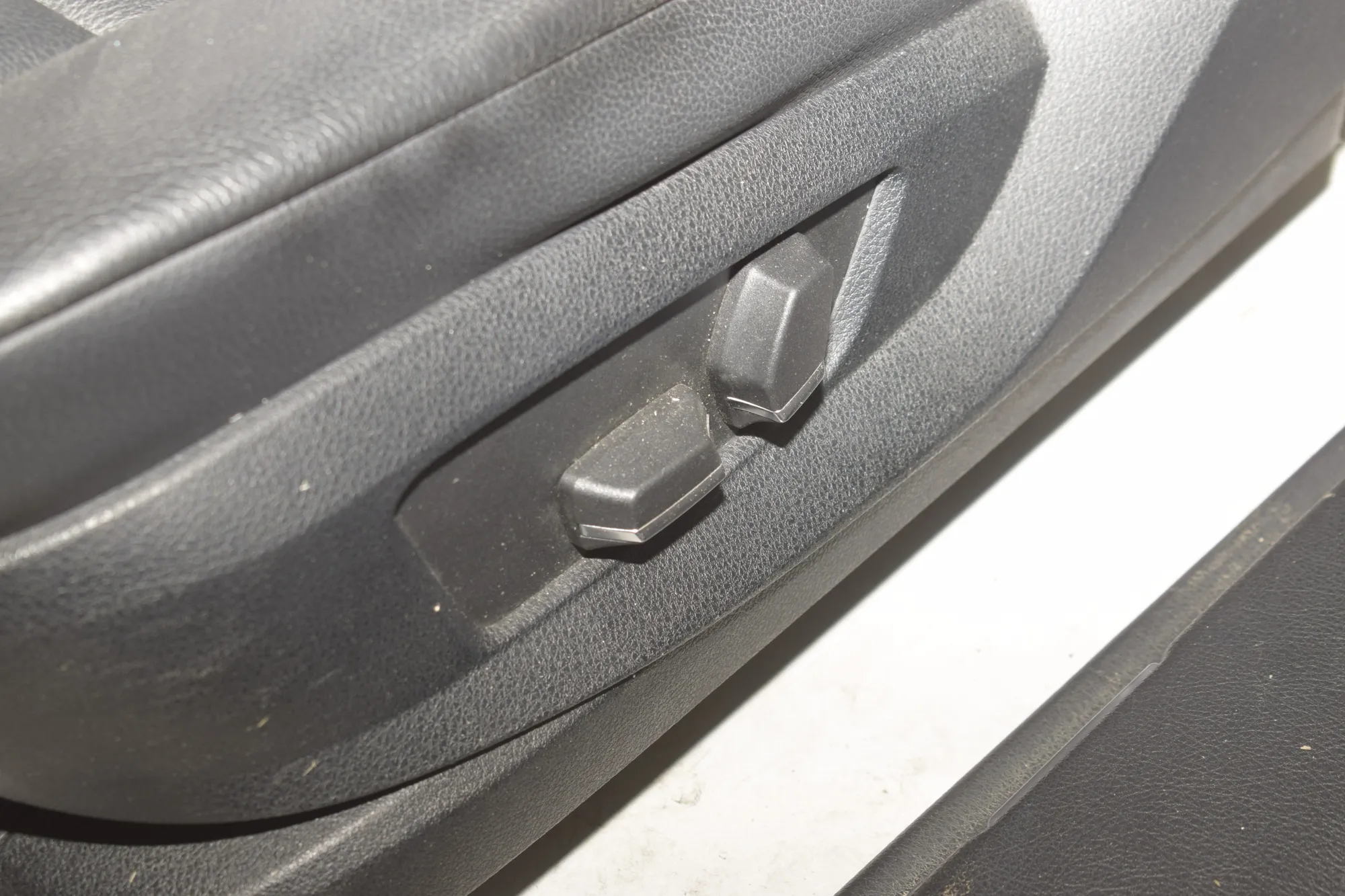 Seat set · BMW 5 Touring (F11) 535 d 2011 – 12