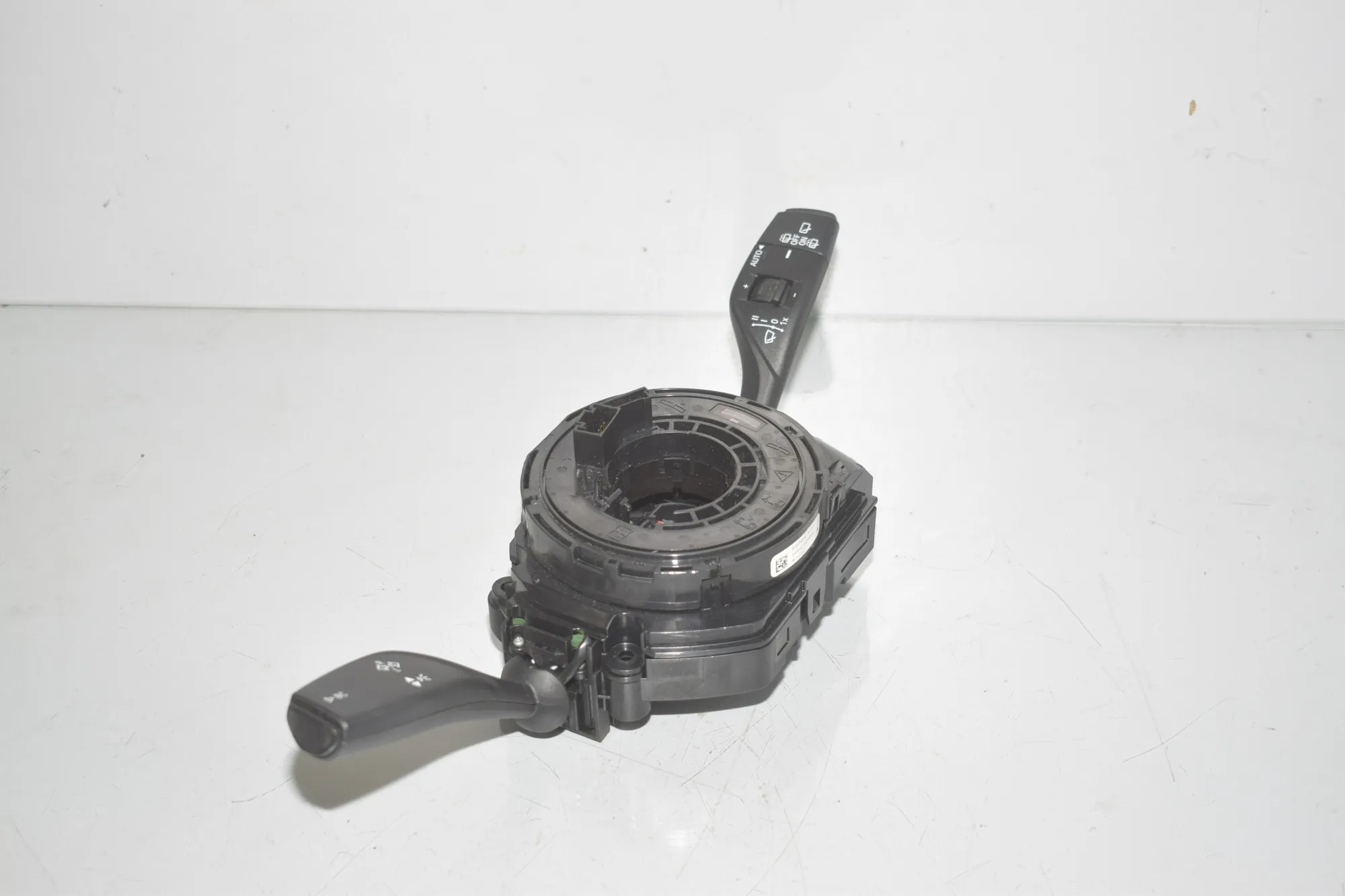 Indicator Wiper Stalk Switch – OEM 9305954 · BMW 2 Active Tourer (F45) 216 d 2014 – 3
